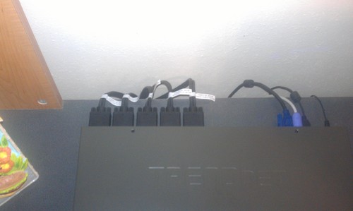 TRENDnet 8-Port USB/PS2 Rack Mount KVM Switch, TK-803R, VGA & USB Connection, Supports USB & PS/2 Connections, Device Monitoring, Auto Scan, Audible Feedback, Control up to 8 Computers/Servers customer photo 1