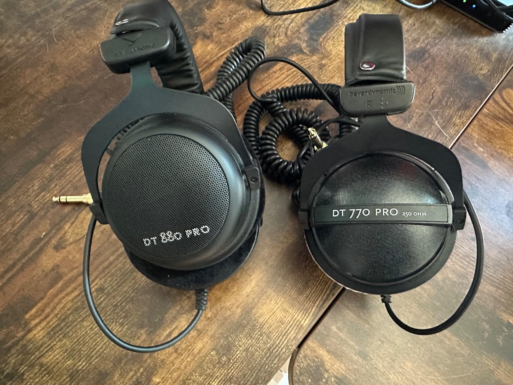 beyerdynamic DT 880 PRO 250 Ohm, Semi-Open-Back Over Ear Wired Studio Headphones for Mixing, Mastering, Monitor, 3M Coiled Cable with 1/8