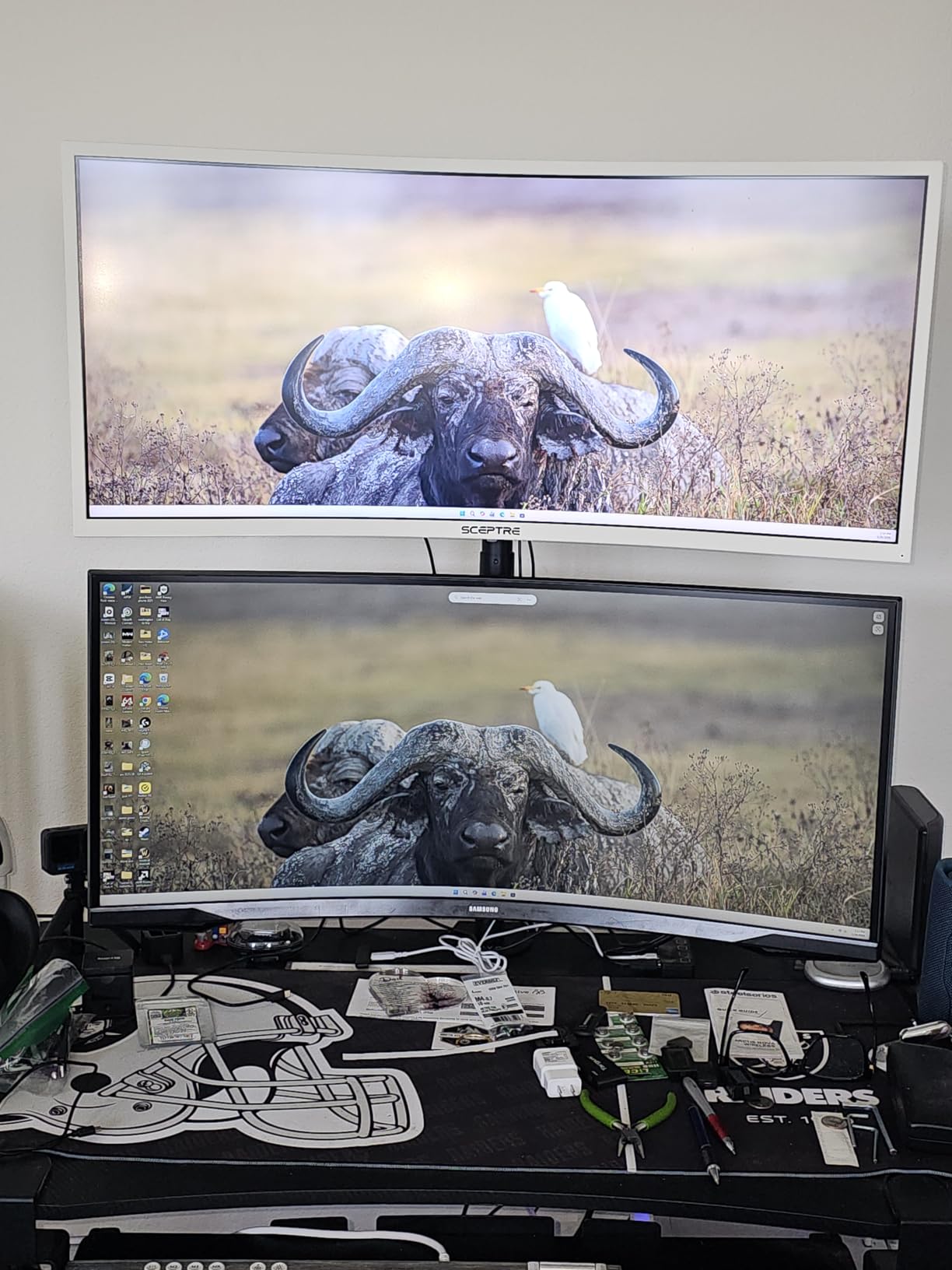 VIVO Dual Vertically Stacked Monitor Desk Mount, Extra Tall Adjustable Stand for 2 Ultrawides up to 34 inches, 22 lbs Capacity customer photo 2