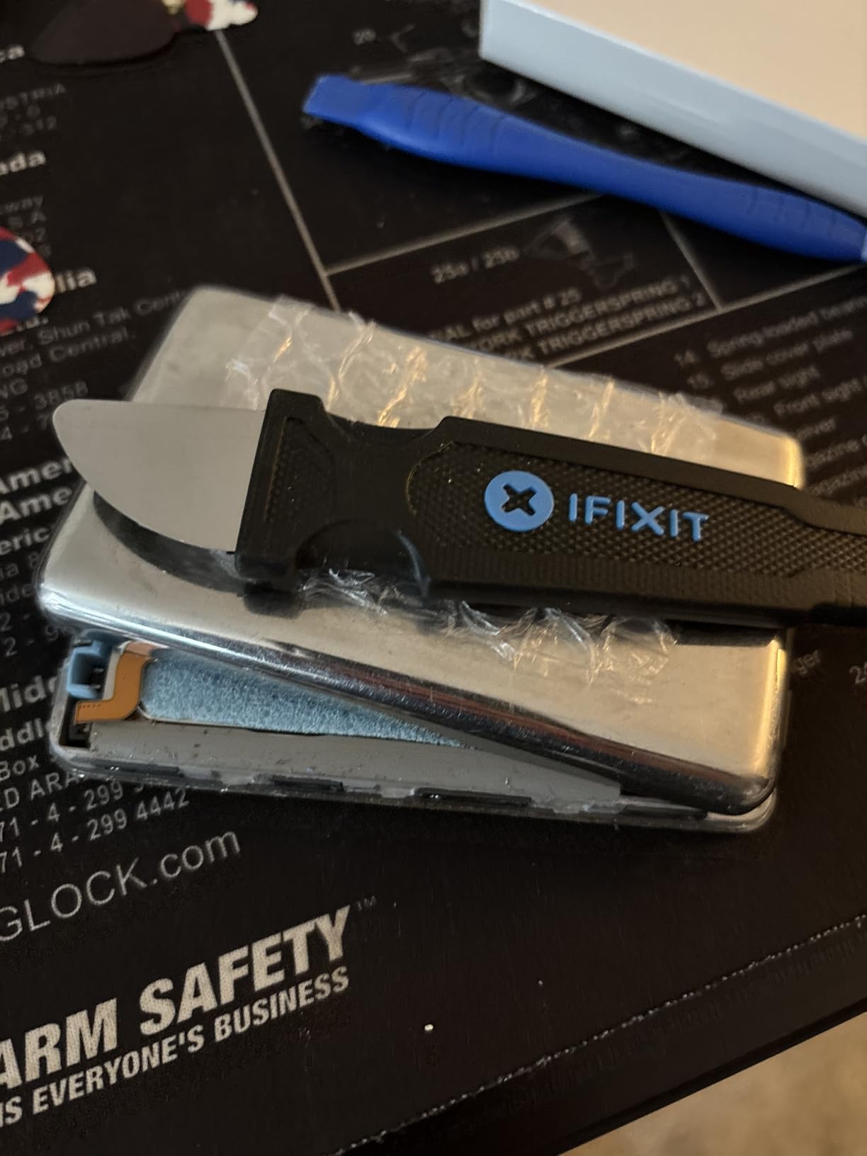 iFixit Jimmy - Ultimate Electronics Prying & Opening Tool customer photo 1