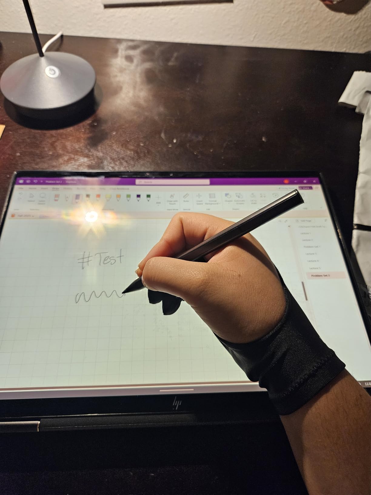 HUION Artist Glove for Drawing Tablet (1 Unit of Free Size, Good for Right Hand or Left Hand) - Cura CR-01 customer photo 2