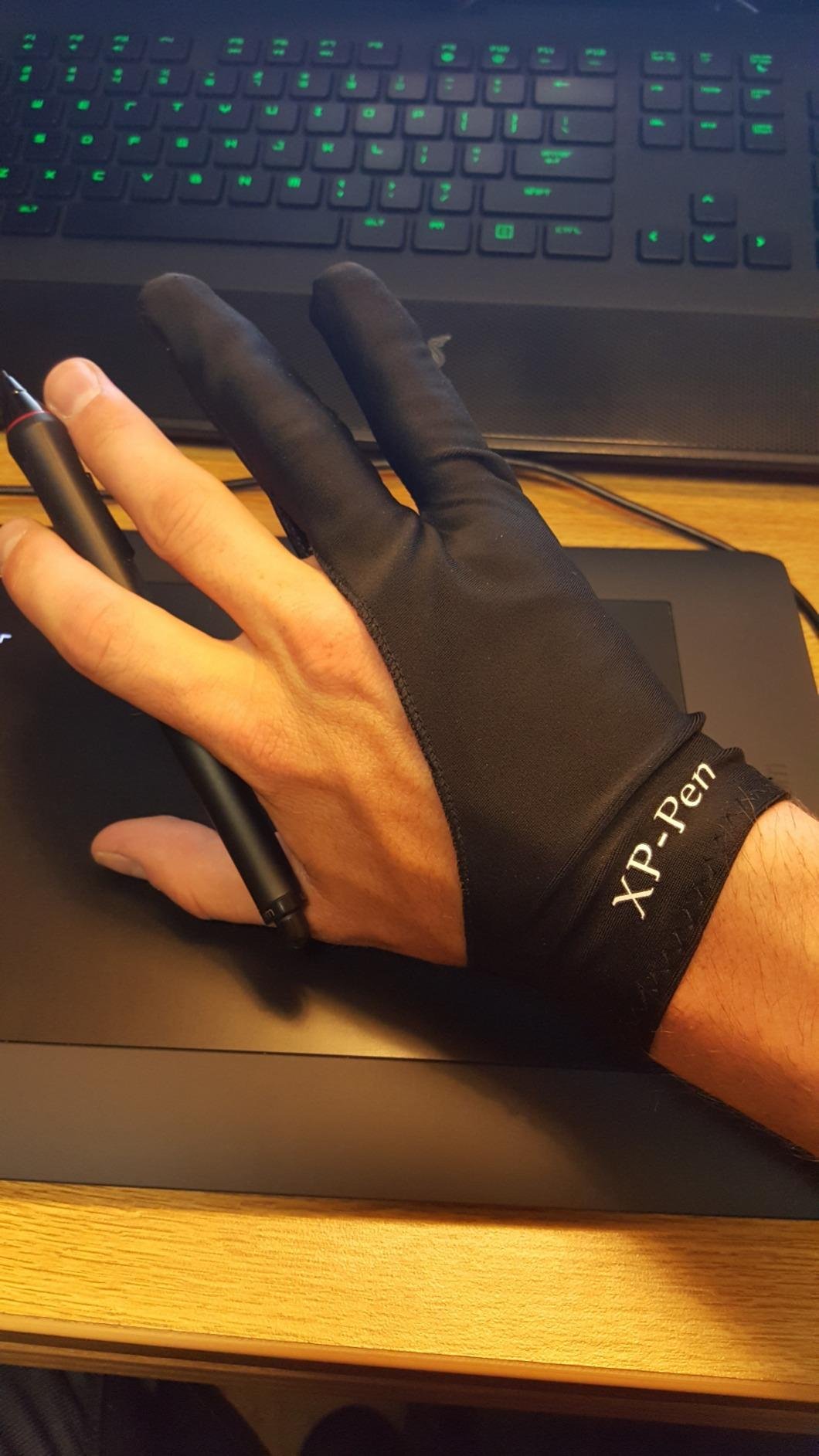 XP-PEN Professional Artist Glove for Graphics Drawing Tablet Graphic Monitor Suitable for Right Hand and Left Hand Free Size customer photo 1