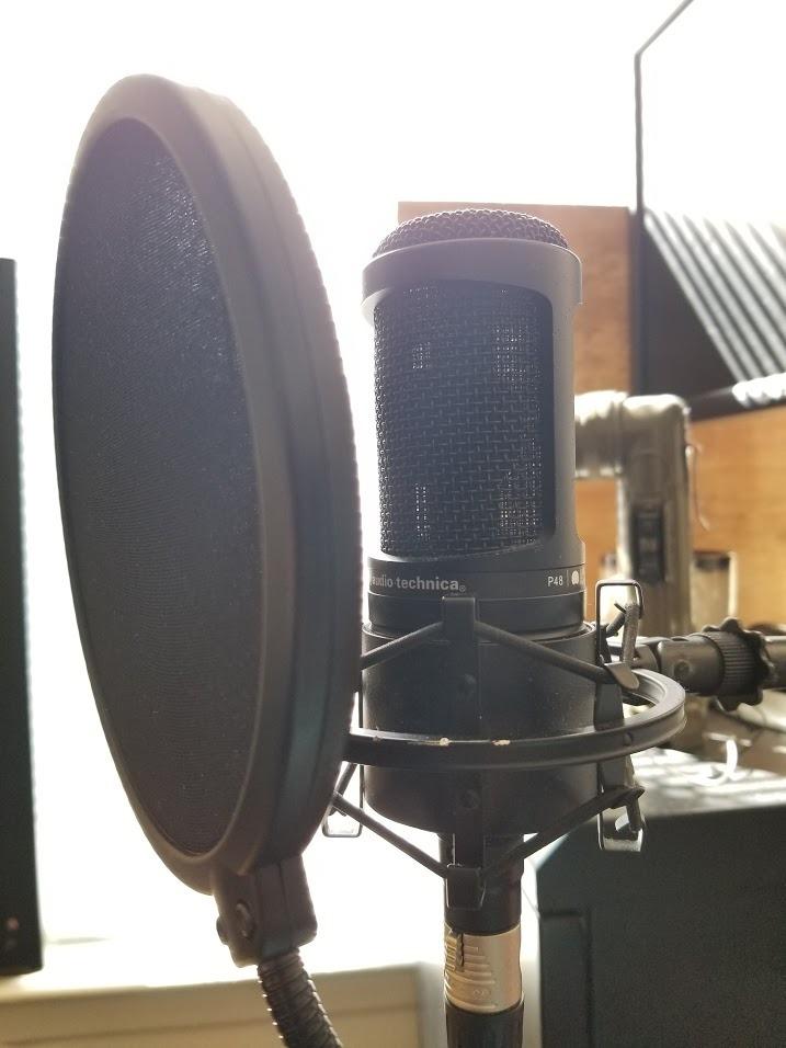 TH106 Black Spider Universal Microphone Shock Mount Holder Adapter Clamp Clip 48-51MM Large Diameter Studio Condenser Mic Anti-Vibration Mic Holder for AT2020 AT2500 customer photo 1