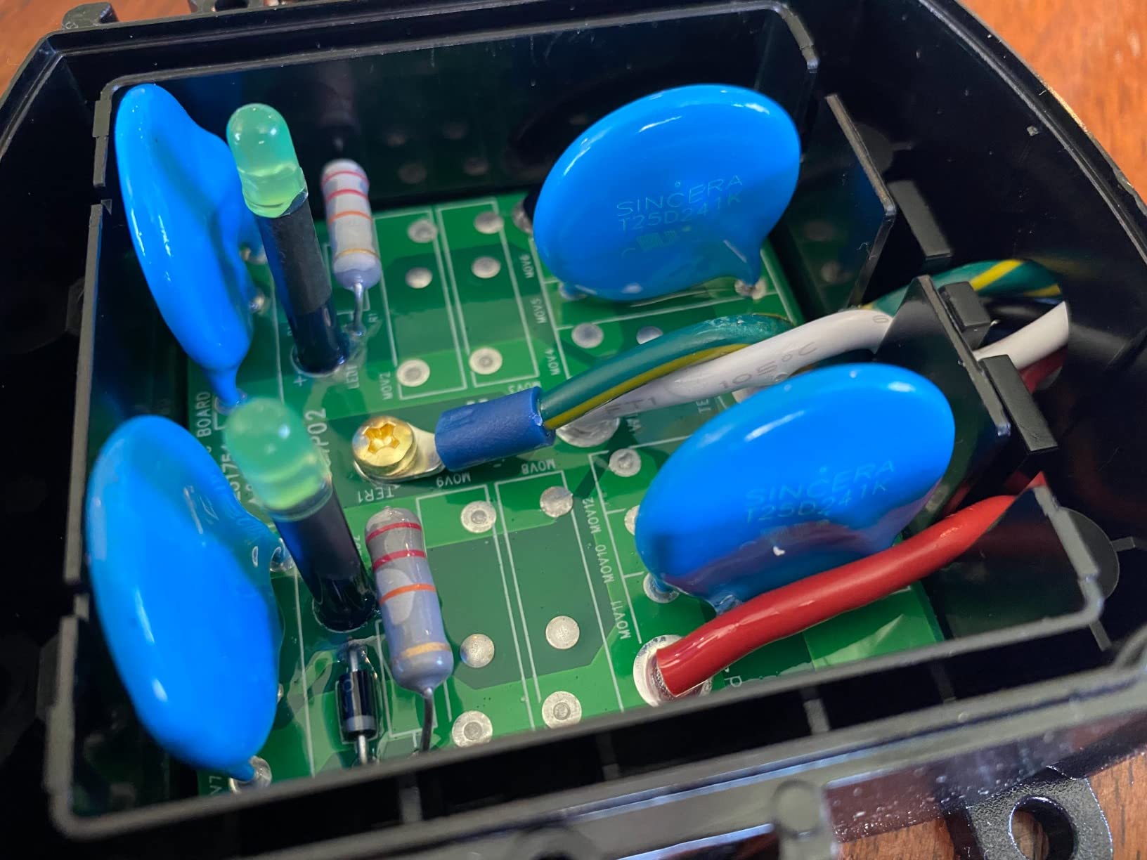 Eaton CHSPT2SURGE SPD Type 2 Chsp Whole Home Surge Protector, Nema 4, Single Phase, 120/240 Volts, Ul 1449 3Rd Edition customer photo 2