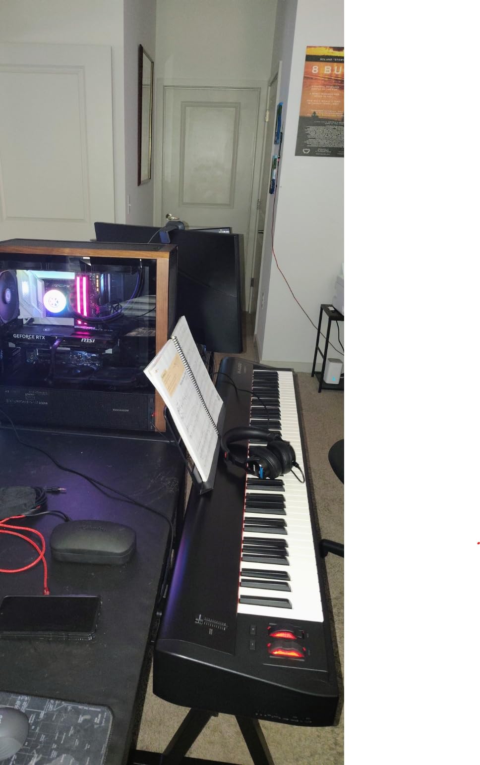 M-AUDIO Hammer 88 USB MIDI Keyboard Controller with 88 Hammer Action Piano Style Keys Including A Studio Grade Recording Software Suite customer photo 1