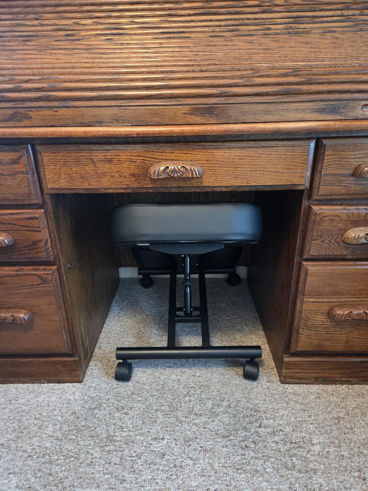 Ergonomic Kneeling Chair, Adjustable Stool for Home and Office - Improve Your Posture with an Angled Seat - Thick Comfortable Moulded Foam Cushions - Brake Casters customer photo 1