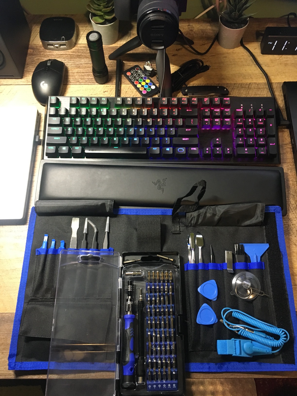 80 IN 1 Professional Computer Repair Tool Kit, Precision Screwdriver Set with 56 Bits, Magnetic Screwdriver Set for Laptop, PC, MacBook, Tablet, iPhone, PS4, Electronics, Gamer Tech Gifts for Men customer photo 1