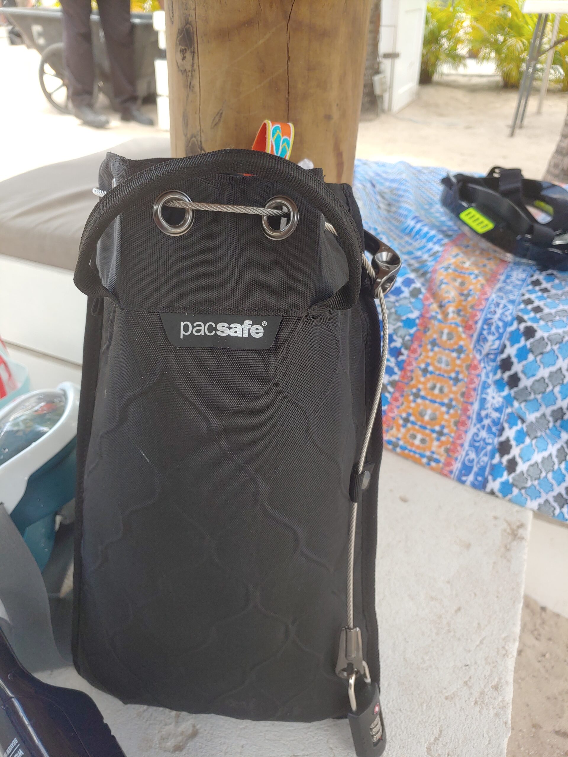 Pacsafe Travelsafe GII 5 Liter Portable Safe (Black) customer photo 1