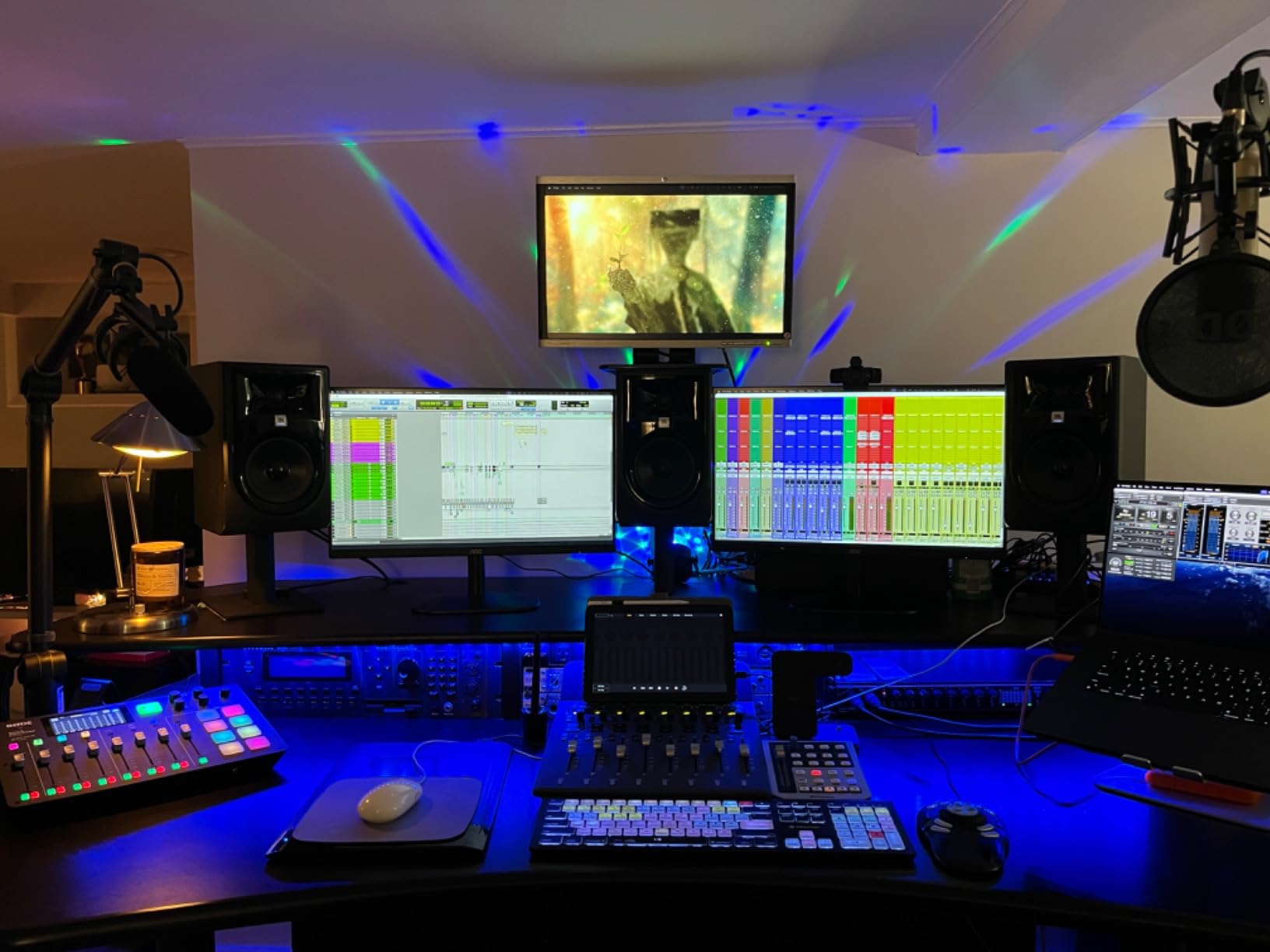 Plugable 13-in-1 USB C Docking Station 4K Triple Monitor with 100W Power Delivery | USB C Dock for Windows, Mac, ChromeOS, Thunderbolt | Driver Required | 3X HDMI and 3X DisplayPort (UD-ULTC4K) customer photo 1