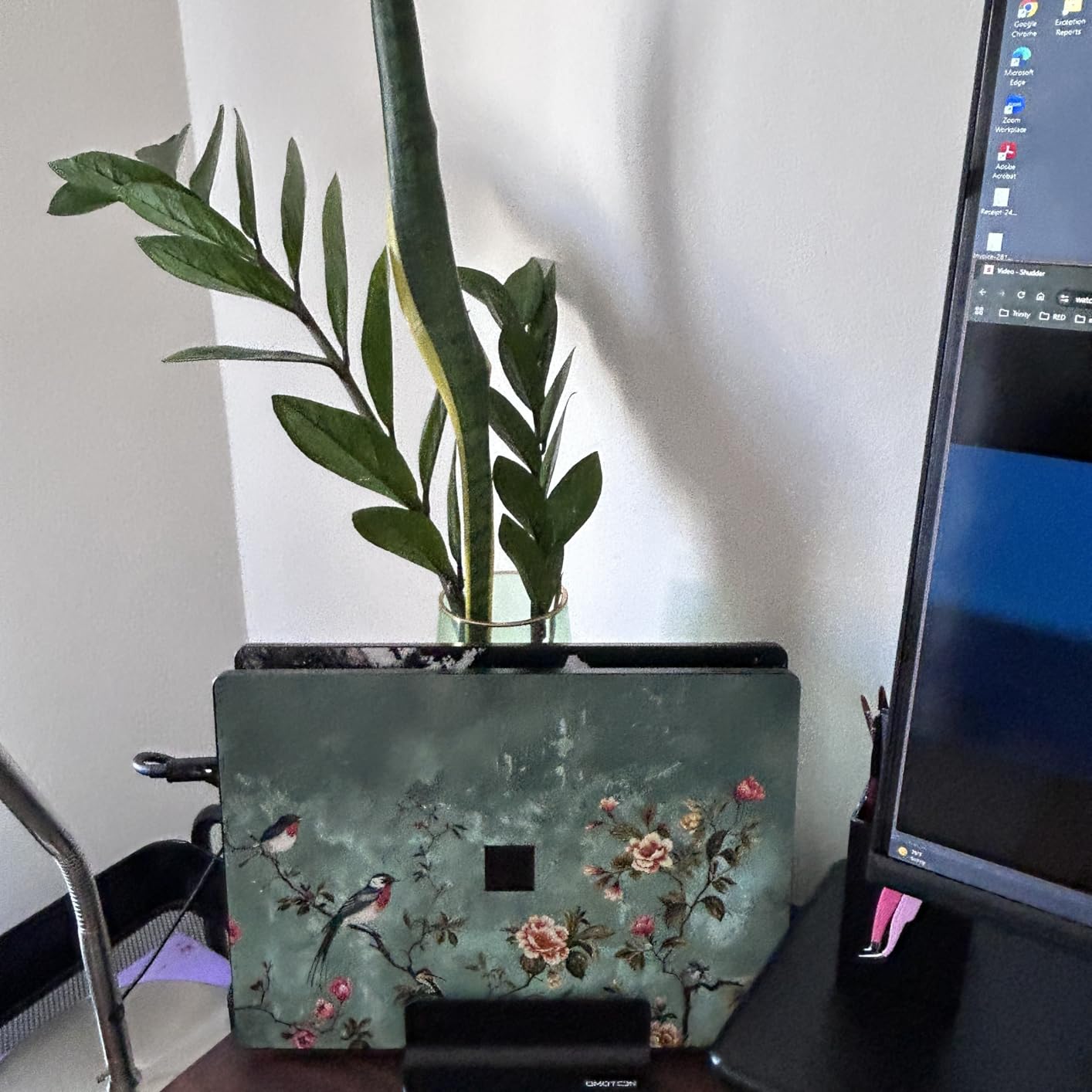 [Updated Dock Version] Vertical Laptop Stand, OMOTON Double Desktop Stand Holder with Adjustable Dock (Up to 17.3 inch), Fits All MacBook/Surface/Samsung/HP/Dell/Chrome Book (Black) customer photo 2