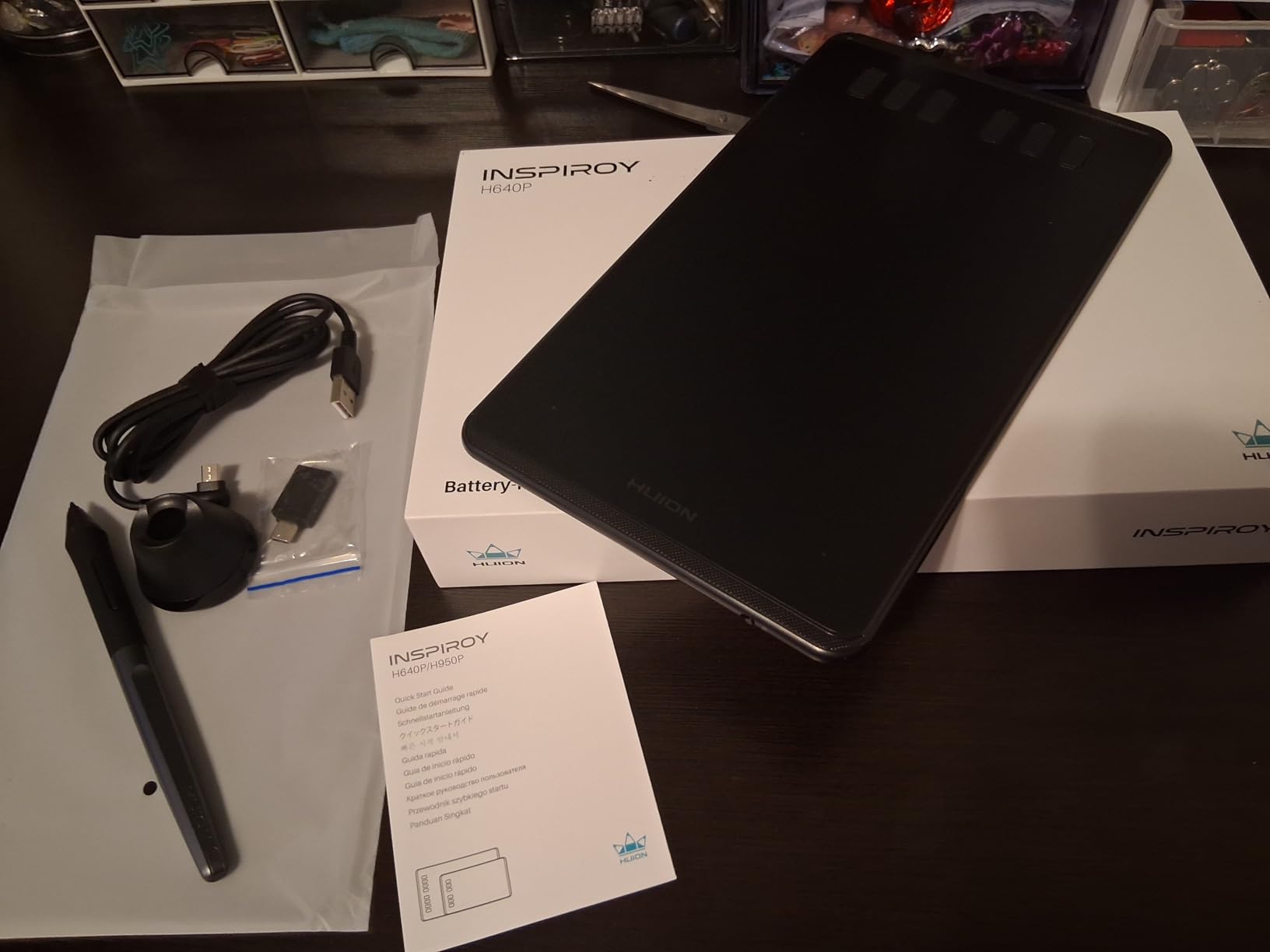 HUION Inspiroy H950P Drawing Tablet, 8x5 inch Digital Art Tablet with Battery-Free Stylus, 8192 Pen Pressure, Tilt, 8 Hot Keys customer photo 1