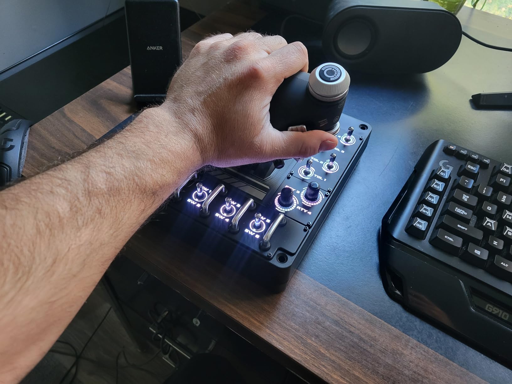 Logitech G X56 H.O.T.A.S Throttle and Joystick Flight Simulator Game Controller, 4 Spring Options, +189 Programmable Controls, RGB Lighting, 2x USB, PC - Black customer photo 1