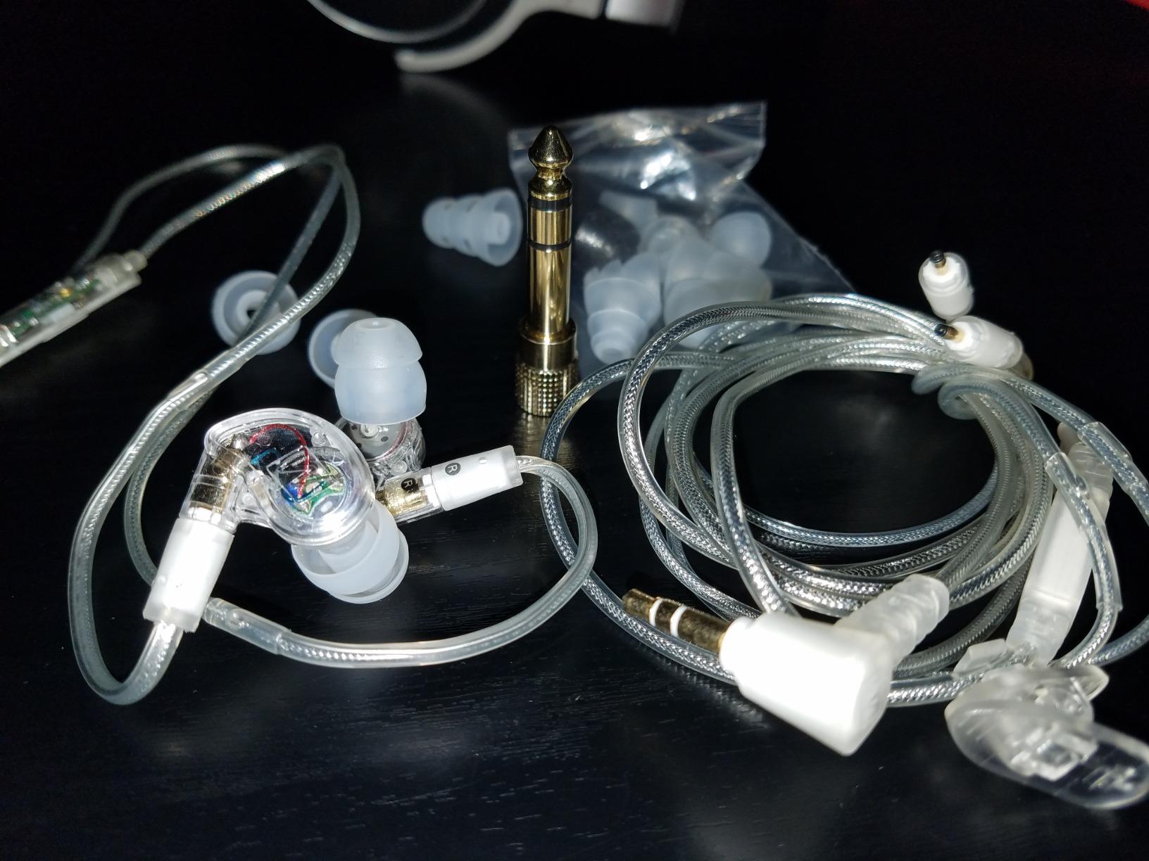 MEE audio M6 PRO In Ear Monitor Headphones for Musicians, 2nd Gen Model With Upgraded Sound, Memory Wire Earhooks & Replaceable Cables, Noise Isolating Professional Earbuds, 2 Cords Included (Clear) customer photo 2