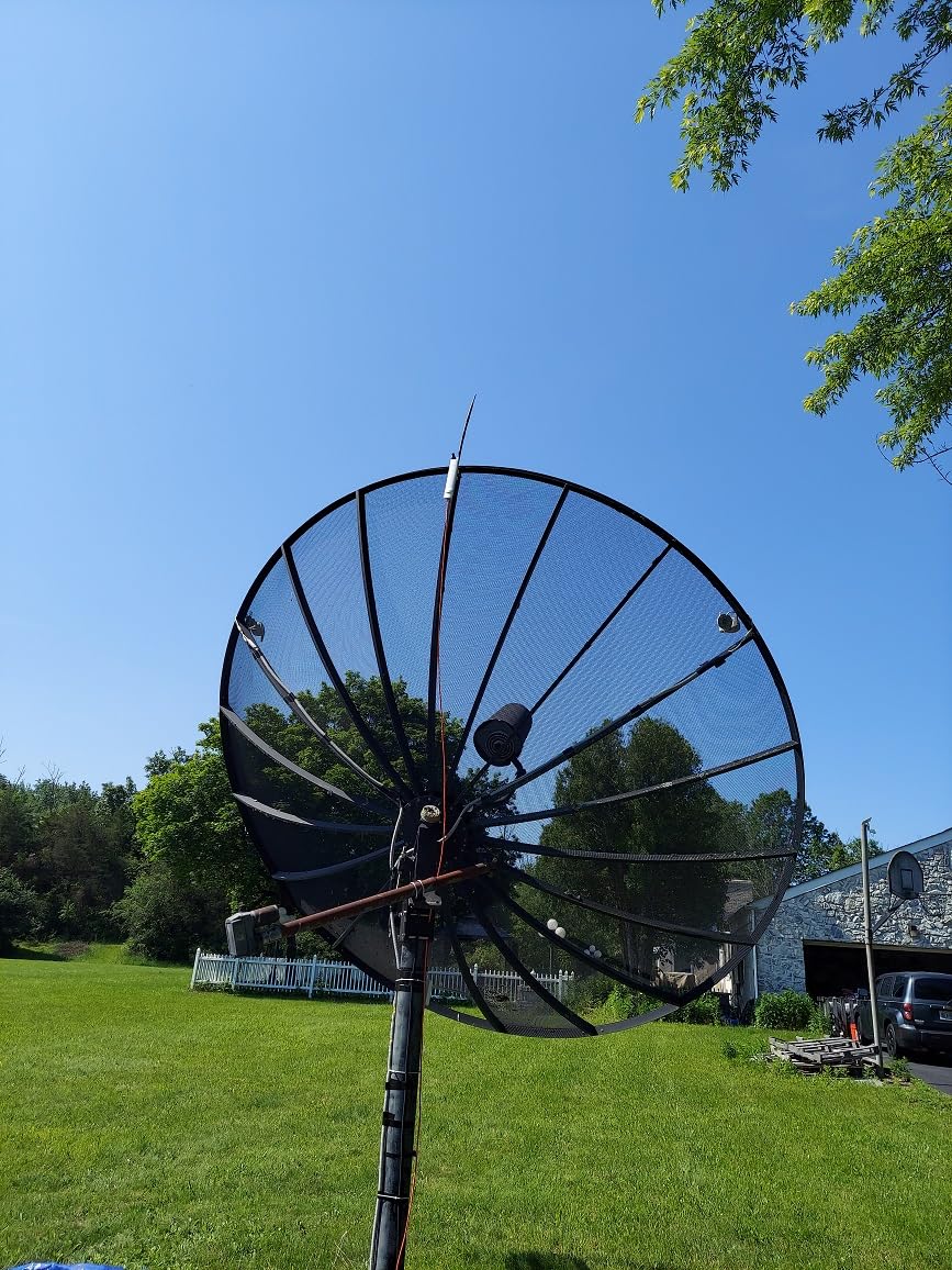 TP-Link EAP110-Outdoor V3, Omada N300 Wireless Outdoor Access Point, WiFi Coverage Up To 200 Meters, Passive PoE W/ Free PoE Injector, SDN Integrated, Cloud Access & Omada App, White customer photo 1