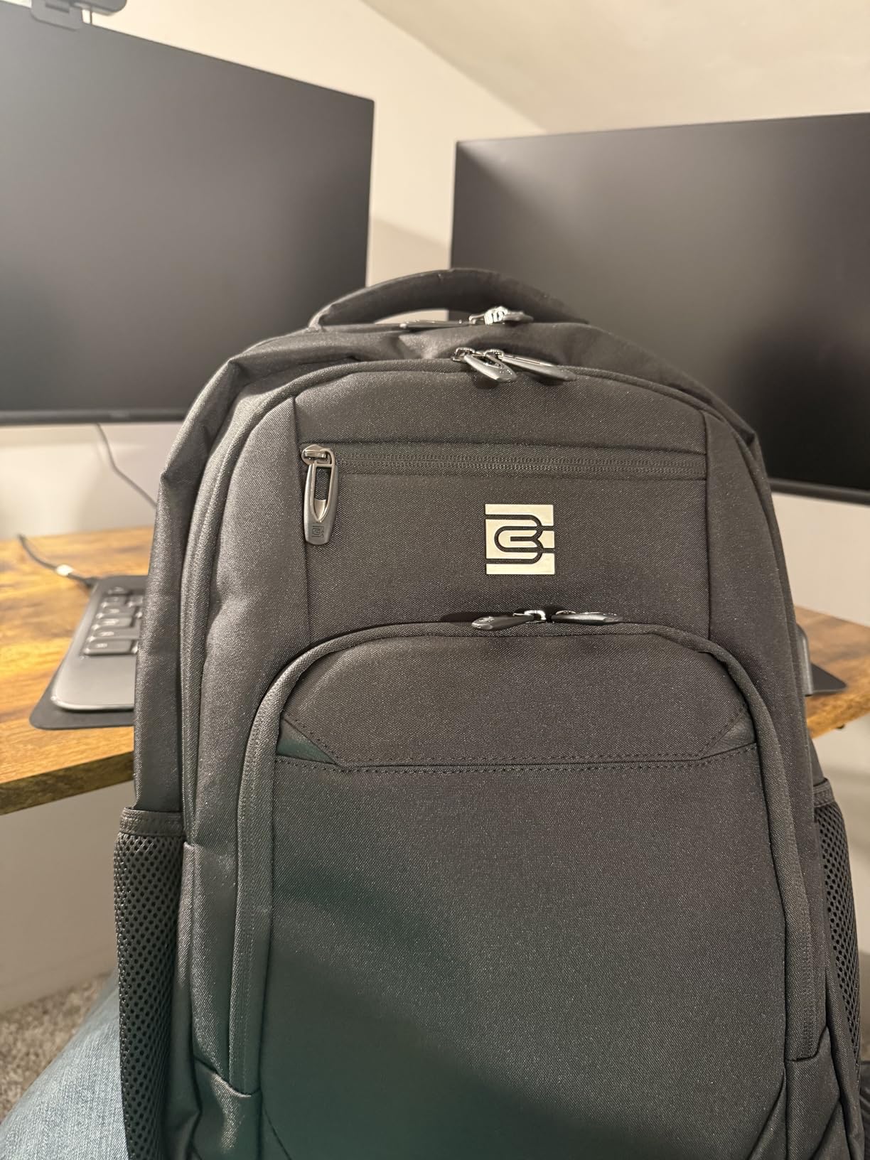 Volher Laptop Backpack,Business Travel Anti Theft Slim Durable Laptops Backpack,Water Resistant College Computer Bag for Women & Men Fits 15.6 Inch Laptop and Notebook - Black customer photo 2