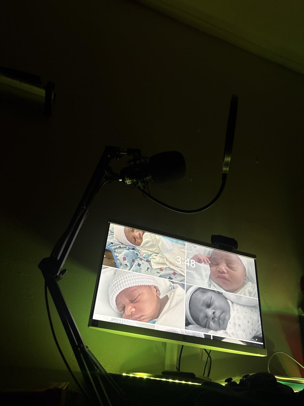 USB Microphone, MAONO 192KHZ/24Bit Plug & Play PC Computer Podcast Condenser Cardioid Metal Mic Kit with Professional Sound Chipset for Recording, Gaming, Singing, YouTube (AU-A04) customer photo 2