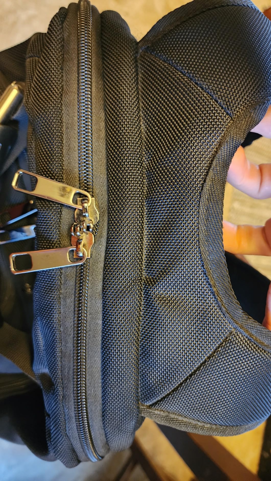 LTINVECK Travel Laptop Backpack, Extra Large Backpack for Men Women, TSA Friendly Heavy Duty Big Business Computer Bag Tech Backpacks Bag Fit 17 Inch Laptops, RFID Backbag customer photo 1