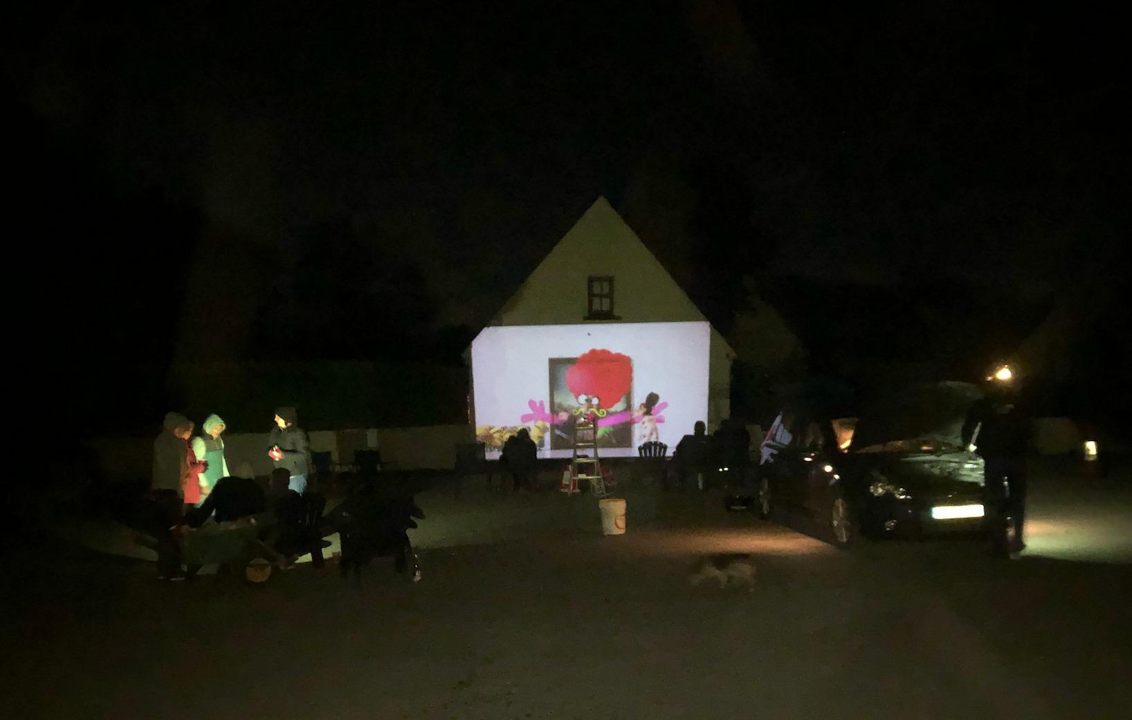 AKASO Mini Projector, Pocket-Sized DLP Portable Projector, 1080P Cookie Projector customer photo 2