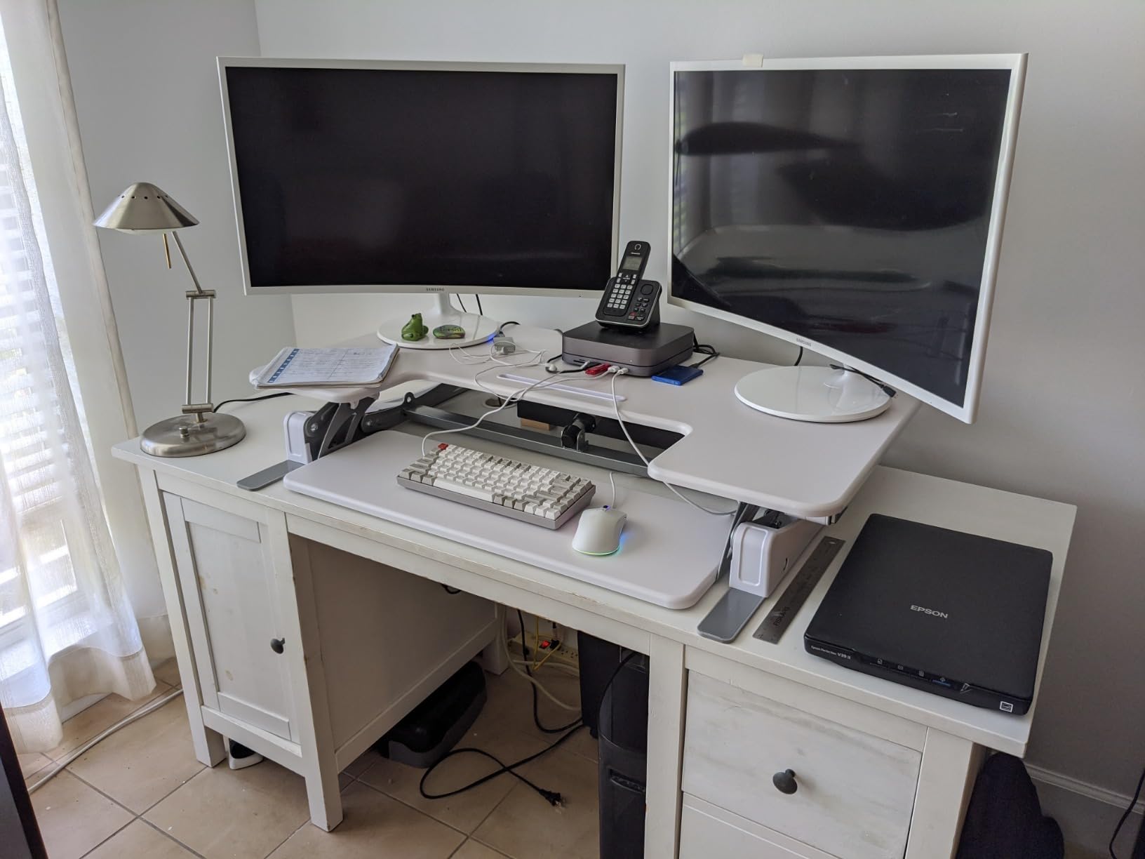 VIVO 42 inch Electric Height Adjustable Stand Up Desk Converter, VE Series, Sit to Stand Tabletop Dual Monitor Riser with USB Port customer photo 1