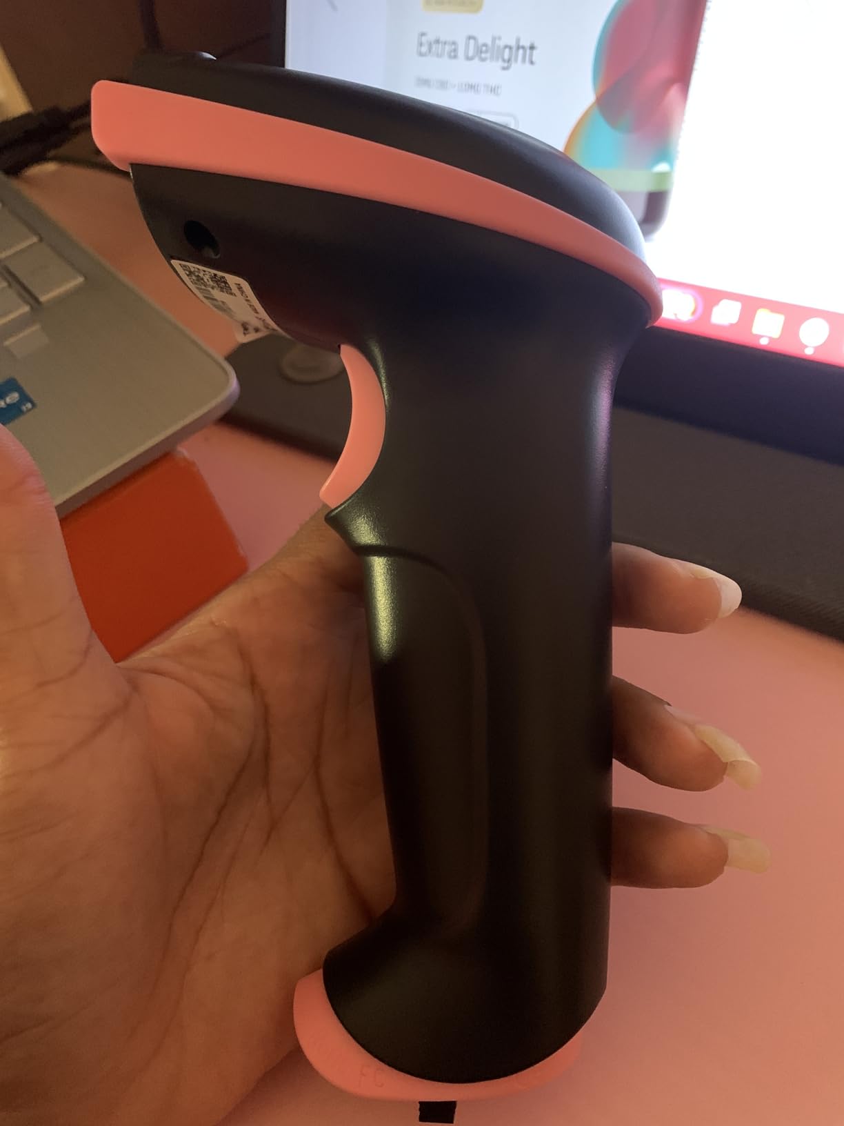 Tera 1D 2D QR Barcode Scanner Wireless and Wired with Battery Level Indicator Digital Printed Bar Code Reader Cordless Handheld Barcode Scanner Compact Plug and Play Model D5100 customer photo 1