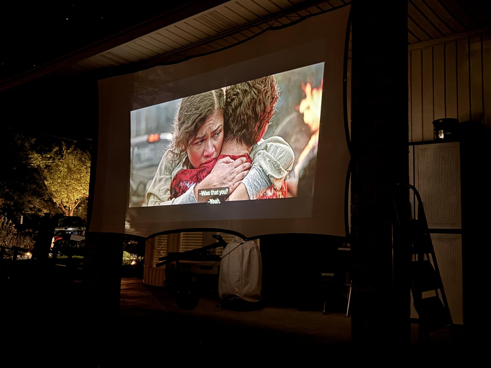 AuKing Projector, 2026 Upgraded Mini Projector, Full HD 1080P Home Theater Video Projector customer photo 1