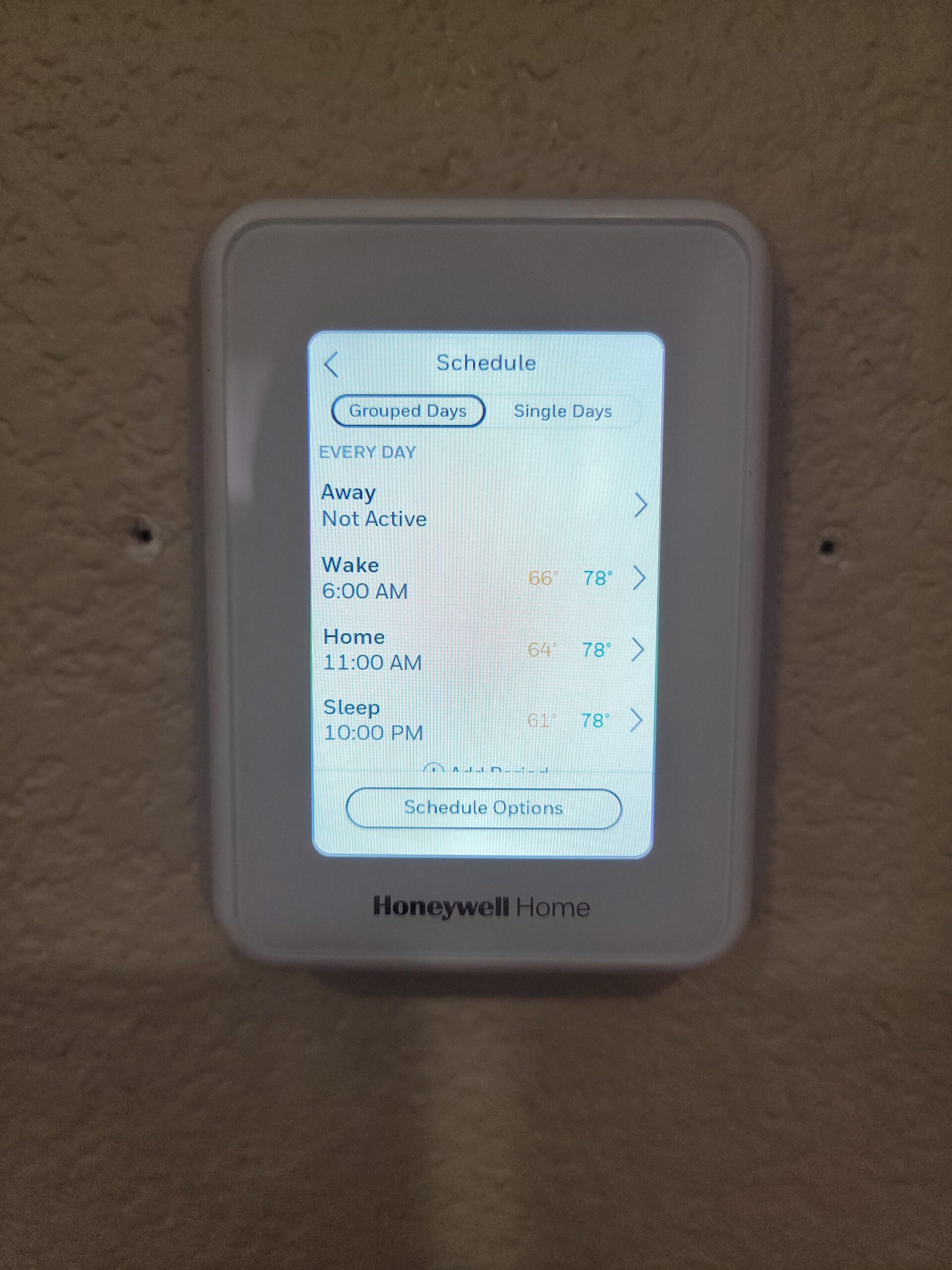 Honeywell Home T9 WiFi Smart Thermostat with 1 Smart Room Sensor, Touchscreen Display, White customer photo 2