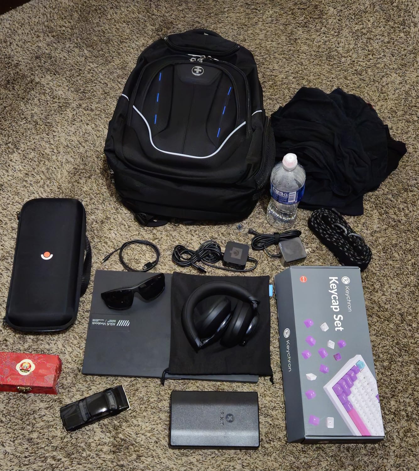 Swissdigital Design TSA Business Laptop Backpack For Men, Travel Backpack With USB Charging Port, College Tech Backpacks With RFID Pockets Fits 15.6 Inch Computer customer photo 2