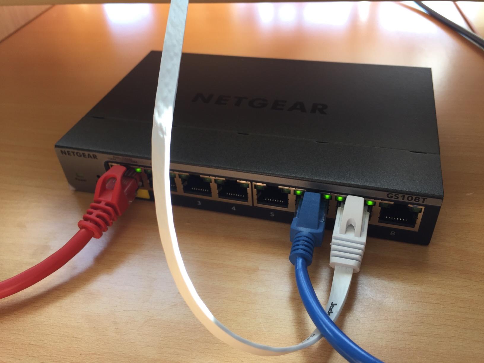 NETGEAR 8-Port Gigabit Ethernet Smart Switch (GS108T) - Managed, with 1 x PD , Optional Insight Cloud Management, Desktop or Wall Mount, Silent Operation, and Limited Lifetime Protection customer photo 1