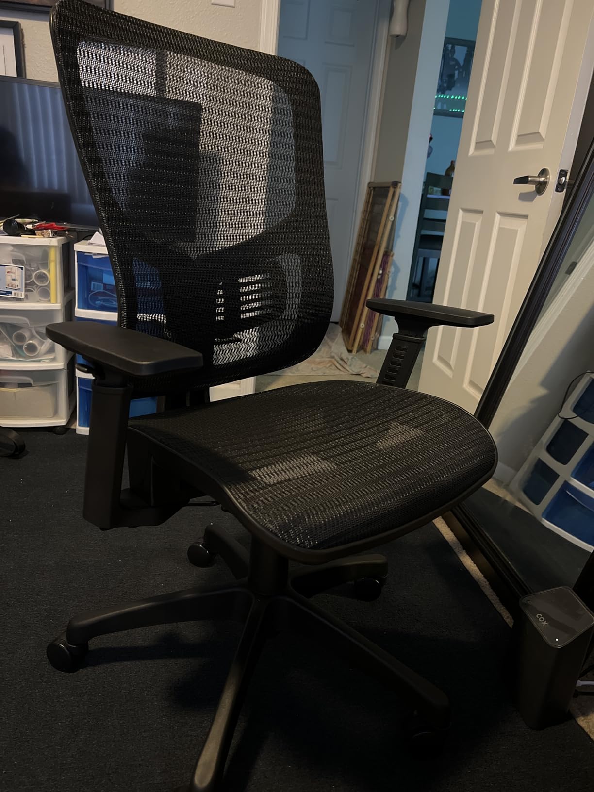 Staples Kroy Ergonomic Task Chair, Mesh, Ergonomic, Lumbar Support, Adjustable Height customer photo 1