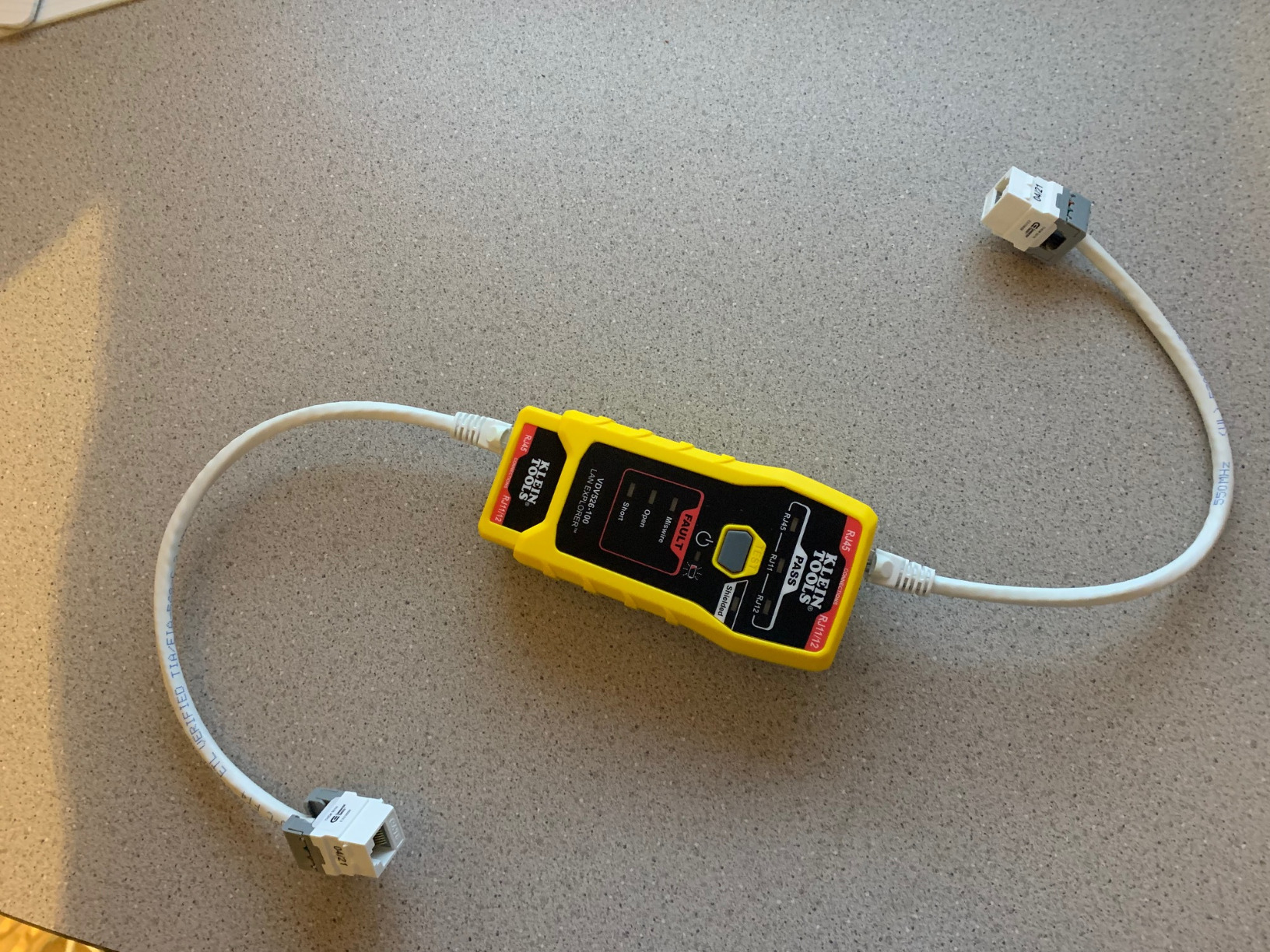 Klein Tools VDV526-100 Network LAN Cable Tester, VDV Tester, LAN Explorer with Remote customer photo 2