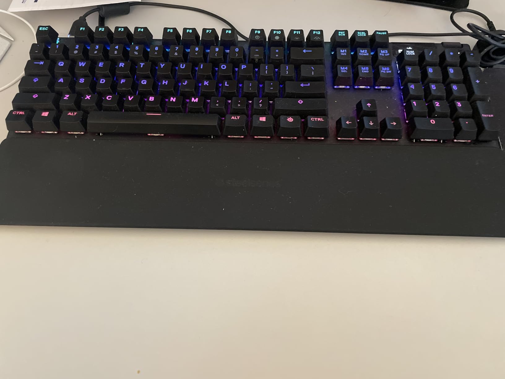 SteelSeries Apex 7 Mechanical Gaming Keyboard - OLED Smart Display - USB Passthrough - Media Controls - Linear Red Switch - RGB Backlit customer photo 1