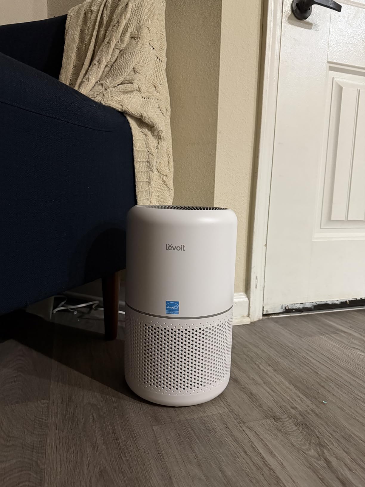 LEVOIT Air Purifier for Home Allergens Pet Hair in Bedroom, Covers Up to 1073 ft² by 56W High Torque Motor, AHAM VERIFIDE, 3-in-1 Filter with HEPA Sleep Mode, Remove Dust Smoke Odor, Core300-P, White customer photo 1