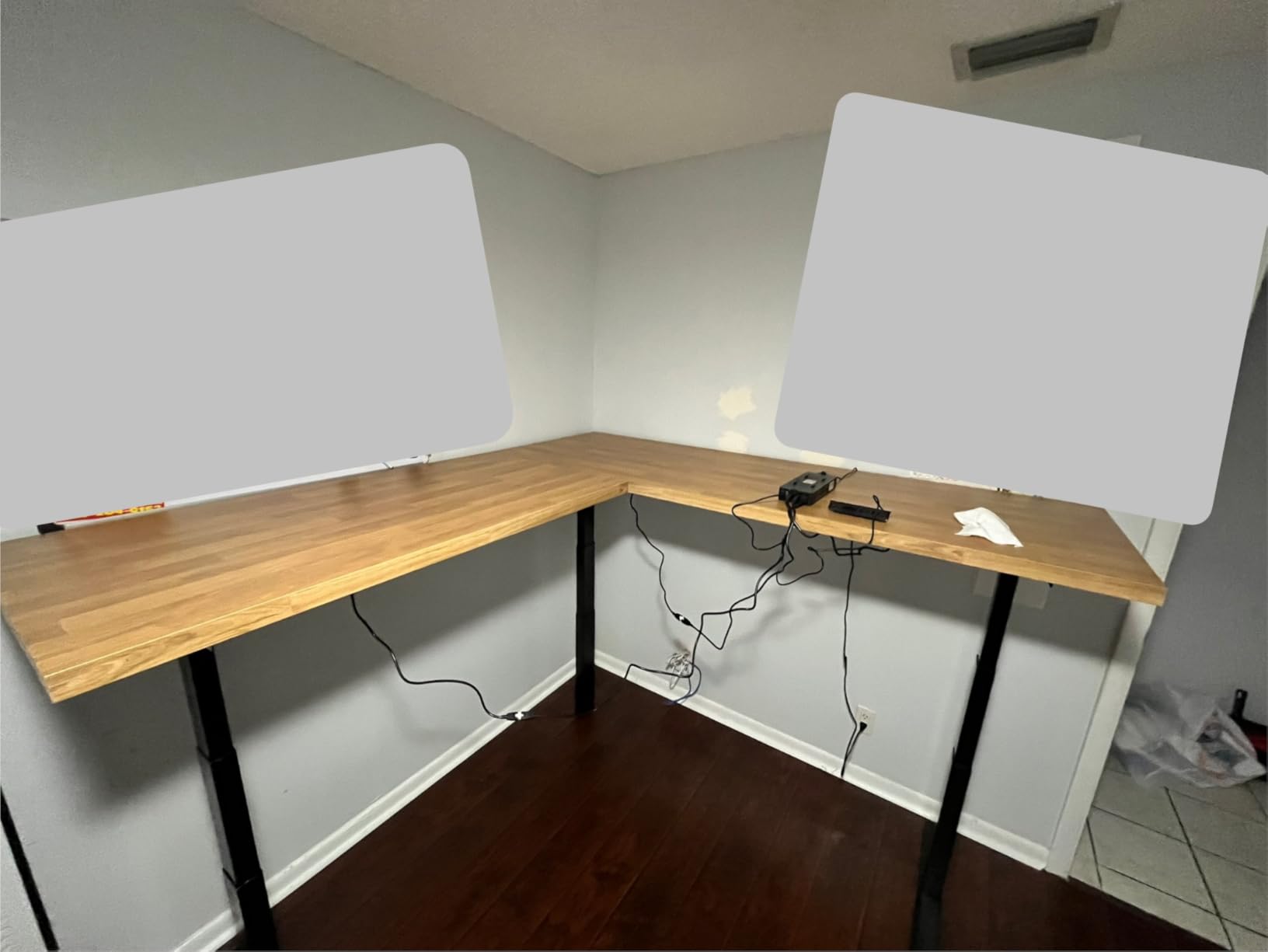 VIVO Electric Triple Motor Height Adjustable 3 Leg Corner Desk Frame, up to 300lbs, Sit Stand Ergonomic L Shaped Frame Only, Black, DESK-V130EB customer photo 2