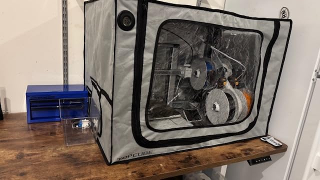 FLEXISPOT EN2 Whole-Piece Standing Desk with Clamp Power Strip, 55 x 28 Electric Stand Up Height Adjustable Desk with Cable Management (White Frame + Maple Top) customer photo 1