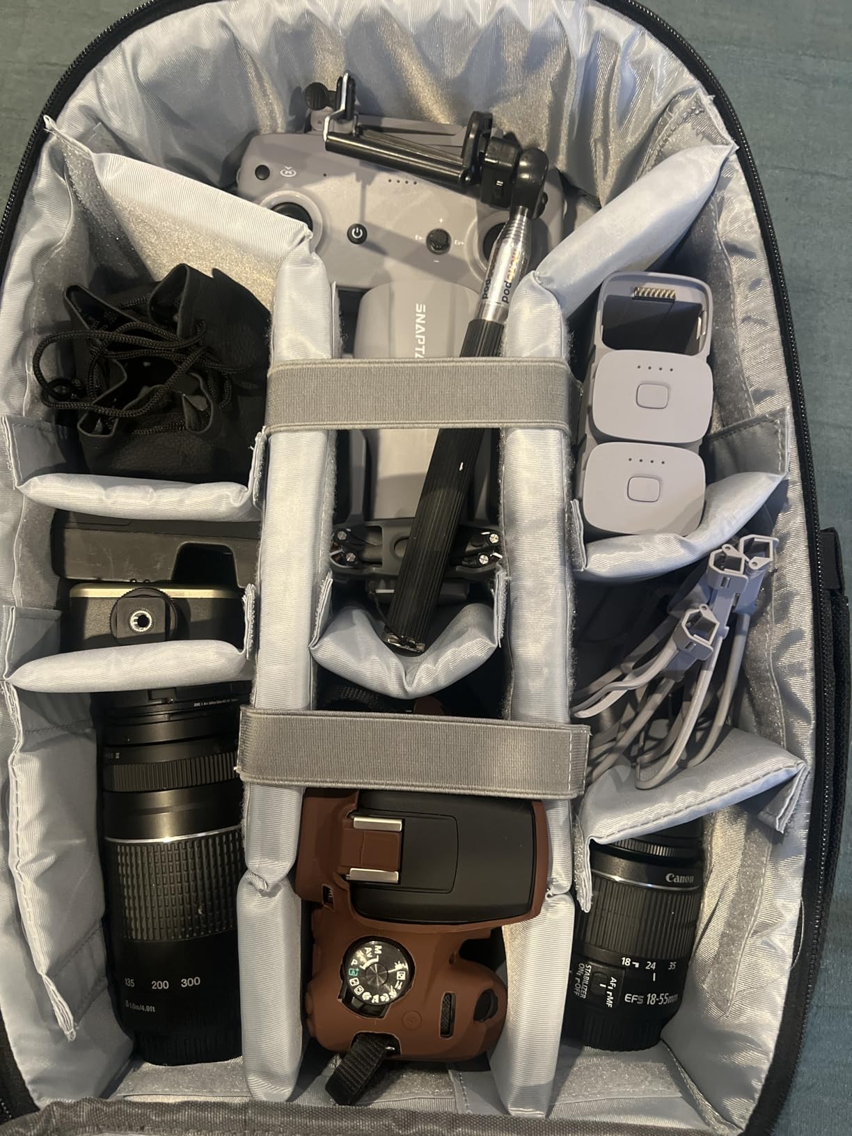 MOSISO Camera Backpack, DSLR/SLR/Mirrorless Photography Camera Bag 15-16 inch Waterproof Hardshell Case with Tripod Holder and Laptop Compartment Compatible with Canon/Nikon/Sony, Black customer photo 2