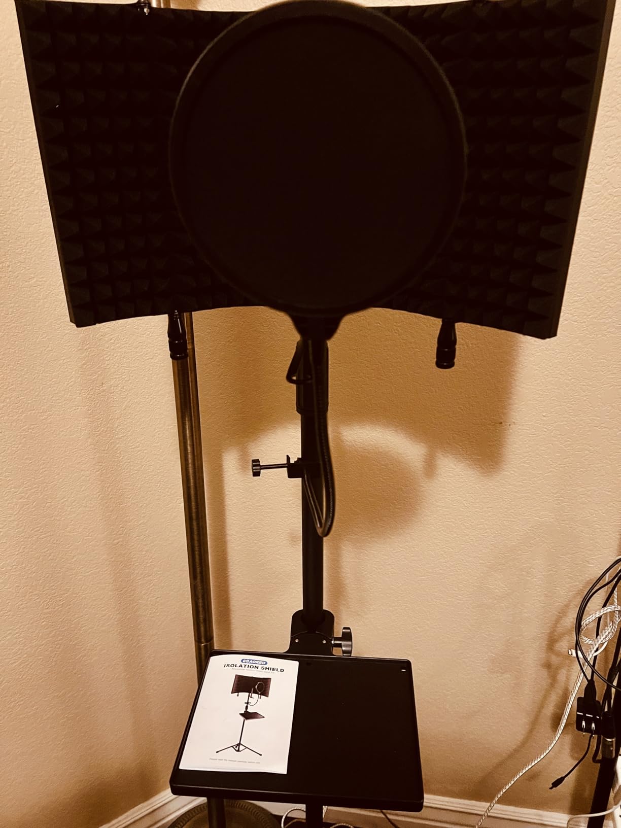 Professional Studio Recording Microphone Isolation Shield, Pop Filter, High density absorbent foam is used to filter vocal. Suitable for Blue Yeti and other condenser microphones (AO-504 With Stand) customer photo 1