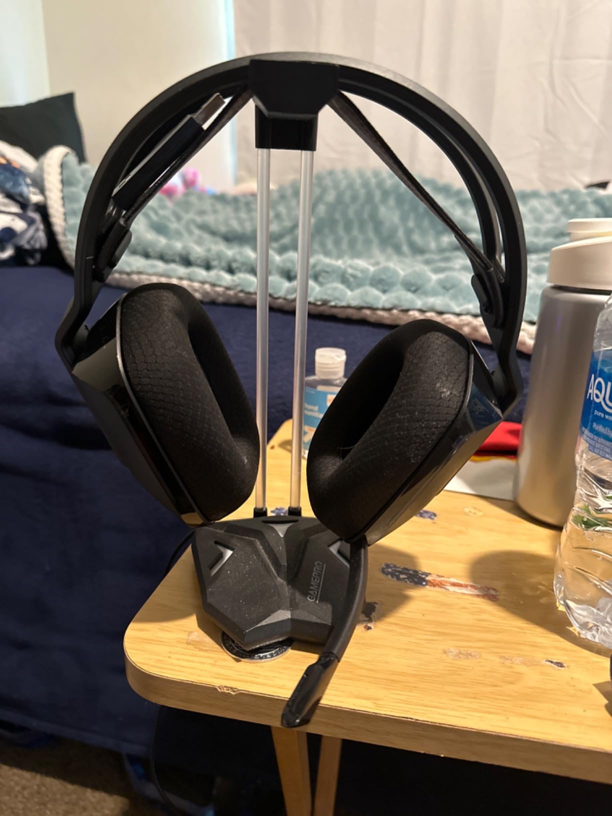 Logitech G733 Lightspeed Wireless Gaming Headset, Suspension Headband, Lightsync RGB, Blue VO!CE Mic, PRO-G Audio - Black, Gaming Headset Wireless, PC, PS5, PS4, Switch Compatible customer photo 2