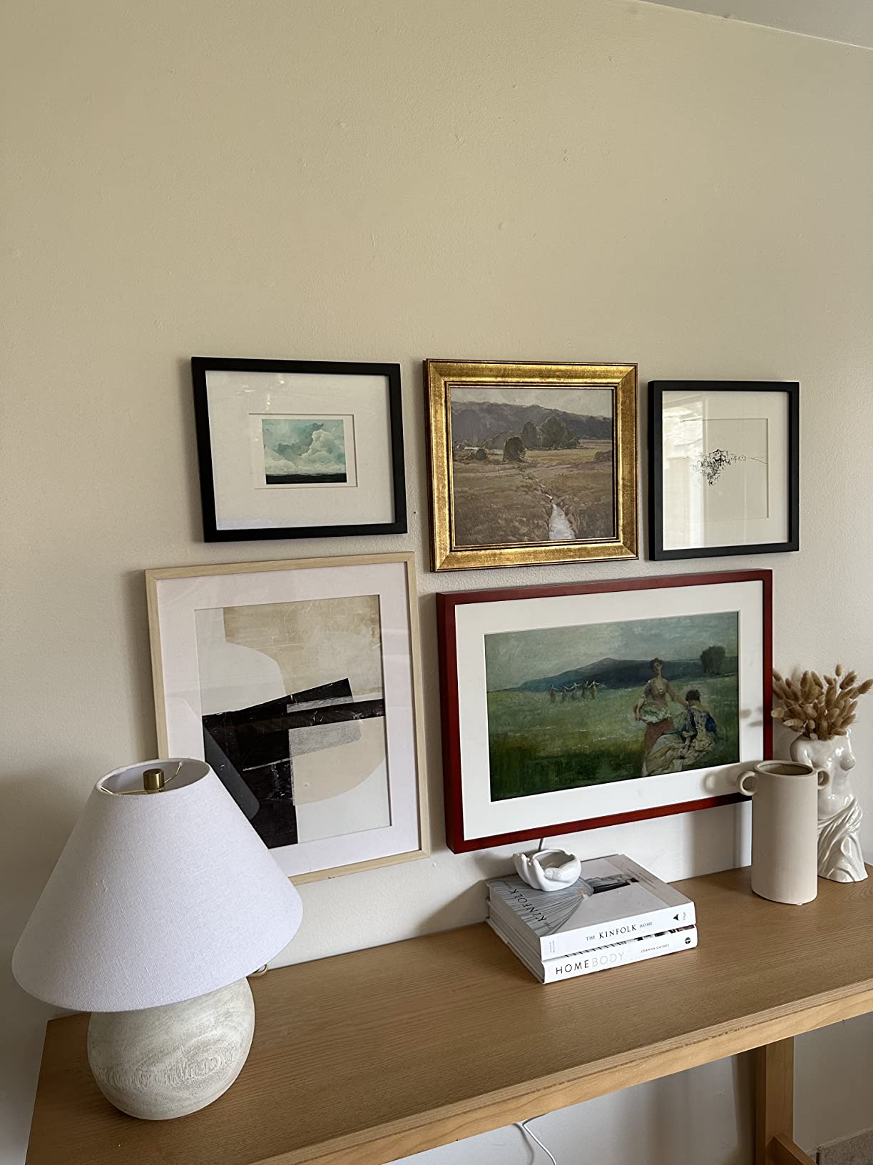 Canvia Smart Digital Canvas Display and Frame - for Fine Painting, Wall Art, NFTs, Personal Photos & Videos - Advanced HD Display, NFT Compatibility, Video Playback, Google Photos, 16GB Storage customer photo 1