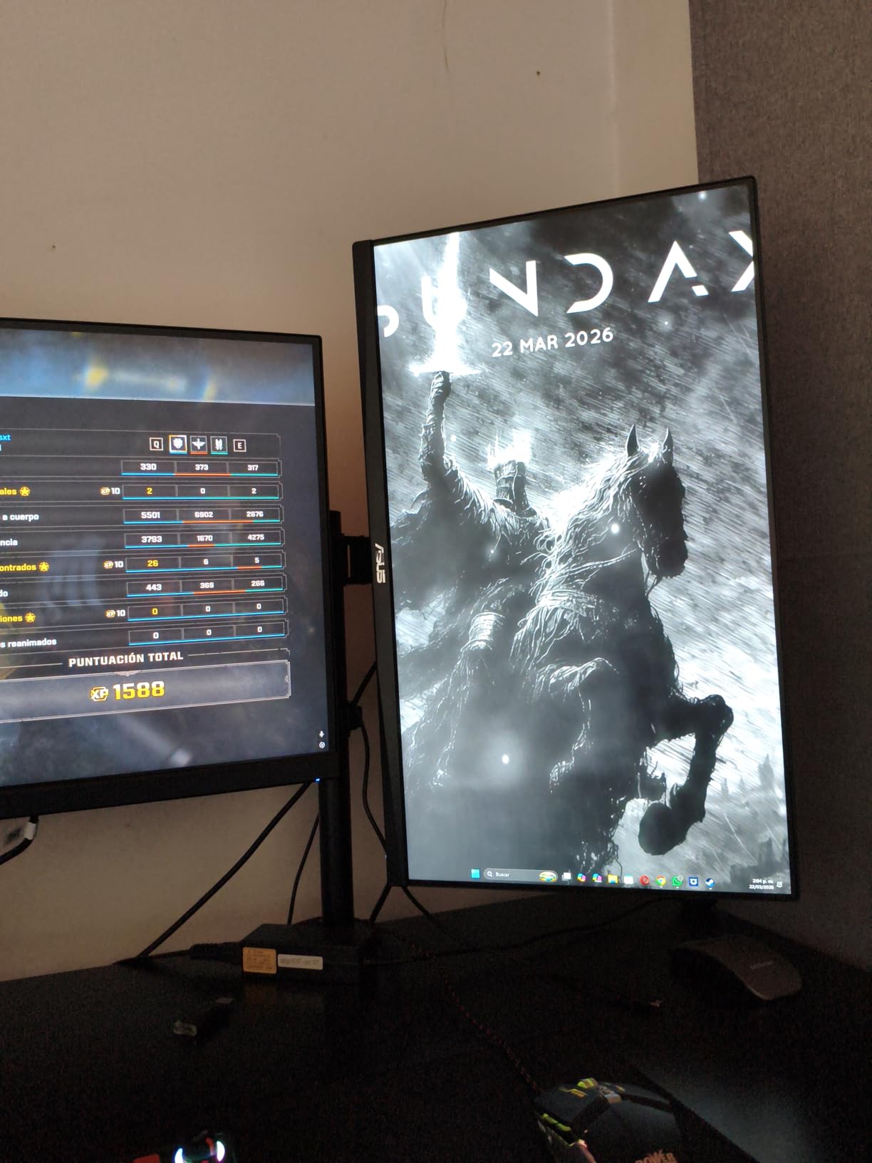 ErGear Dual Monitor Stand, Heavy Duty Adjustable Monitor Desk Mount for 2 Screens up to 32 Inches, Fully Adjustable Height, Tilt, Swivel, Rotate, Supports 17.6 lbs per Monitor Arm customer photo 2