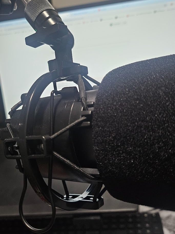 YOUSHARES AT2020 Shock Mount, Microphone Shock Mount Reduces Vibration Noise for Audio Technica AT2020 AT2035 ATR2500 Condenser Mic customer photo 2