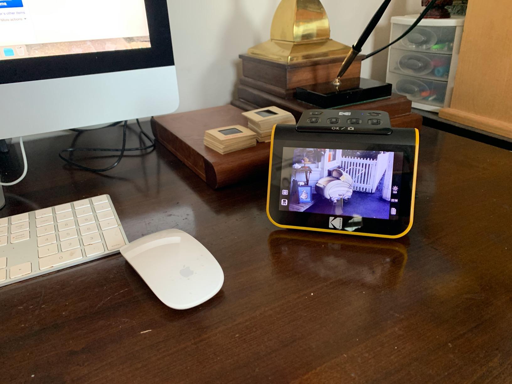 KODAK Slide N SCAN Film & Slide Scanner Digitizer with 5