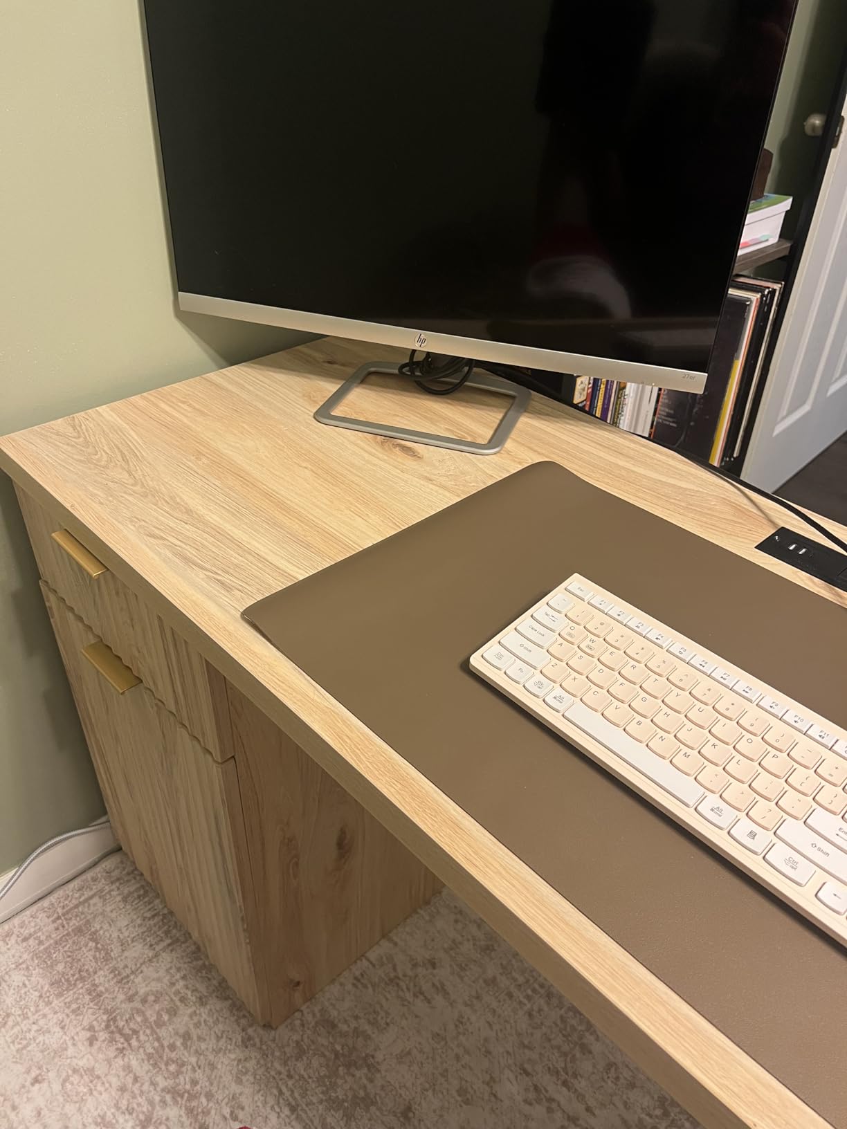 Aothia Leather Desk Pad Protector, Mouse Pad, Office Desk Mat, Non-Slip PU Leather Desk Blotter, Laptop Desk Pad, Waterproof Desk Writing Pad for Office and Home (Gray,36