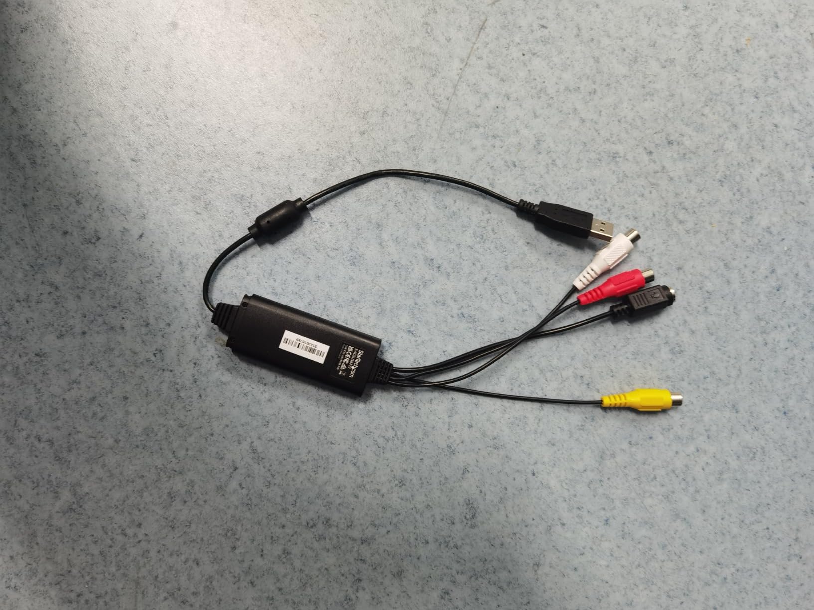 StarTech.com USB Video Capture Adapter Cable - S-Video/Composite to USB 2.0 SD Video Capture Device Cable - Twain Support - Analog to Digital Converter for Media Storage - Windows Only (SVID2USB232) customer photo 2