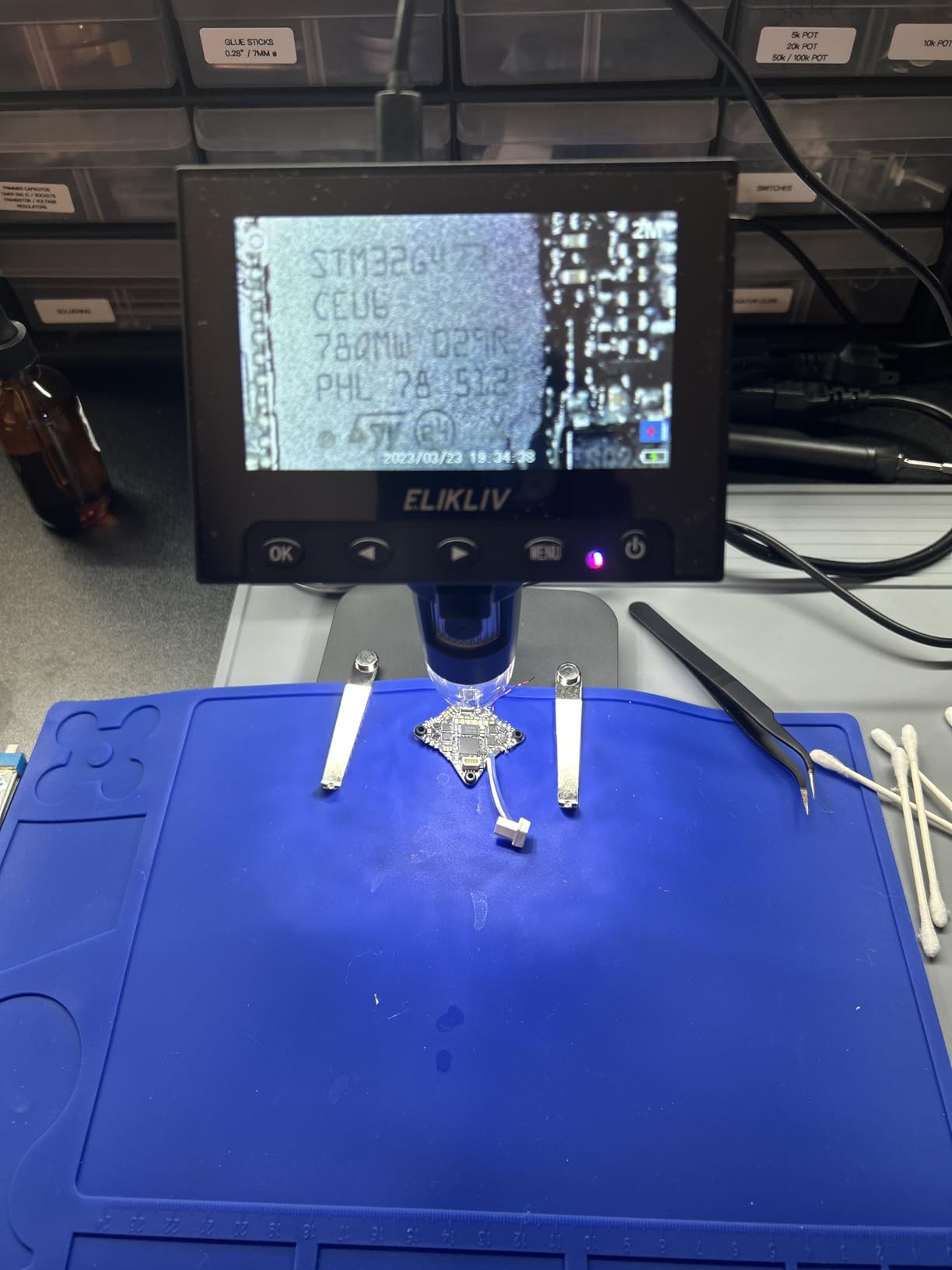 YIHUA 959D Digital Hot Air Rework Station, High Power with 3 Memories, Airflow Efficiency, °F /°C Display, Accurate Temp.(212°F~932°F), Brushed Aluminum Panel & Safety Features customer photo 2