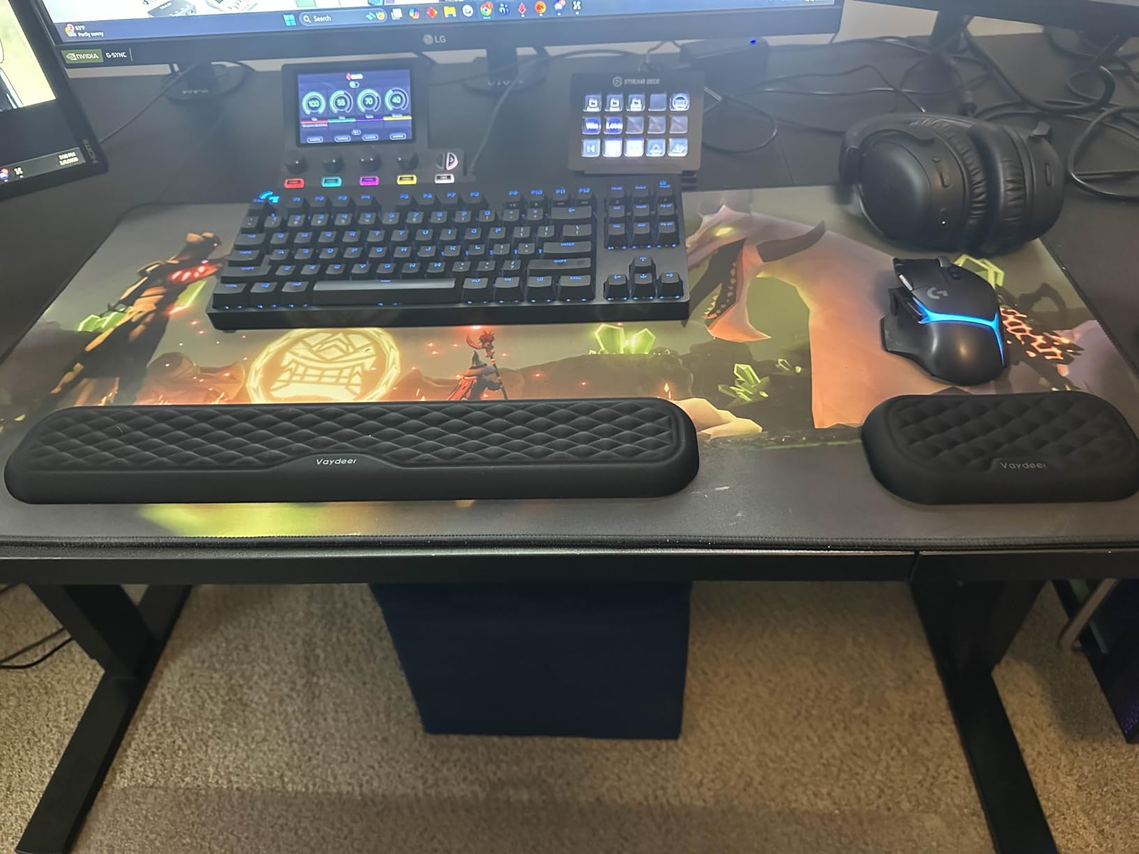 Vaydeer Wrist Rest for Keyboard and Mouse, Computer Ergonomic Wrist Support Pad, Soft Memory Foam Arm Cushion for Desk, Palm Hand Office Laptop Typing customer photo 2