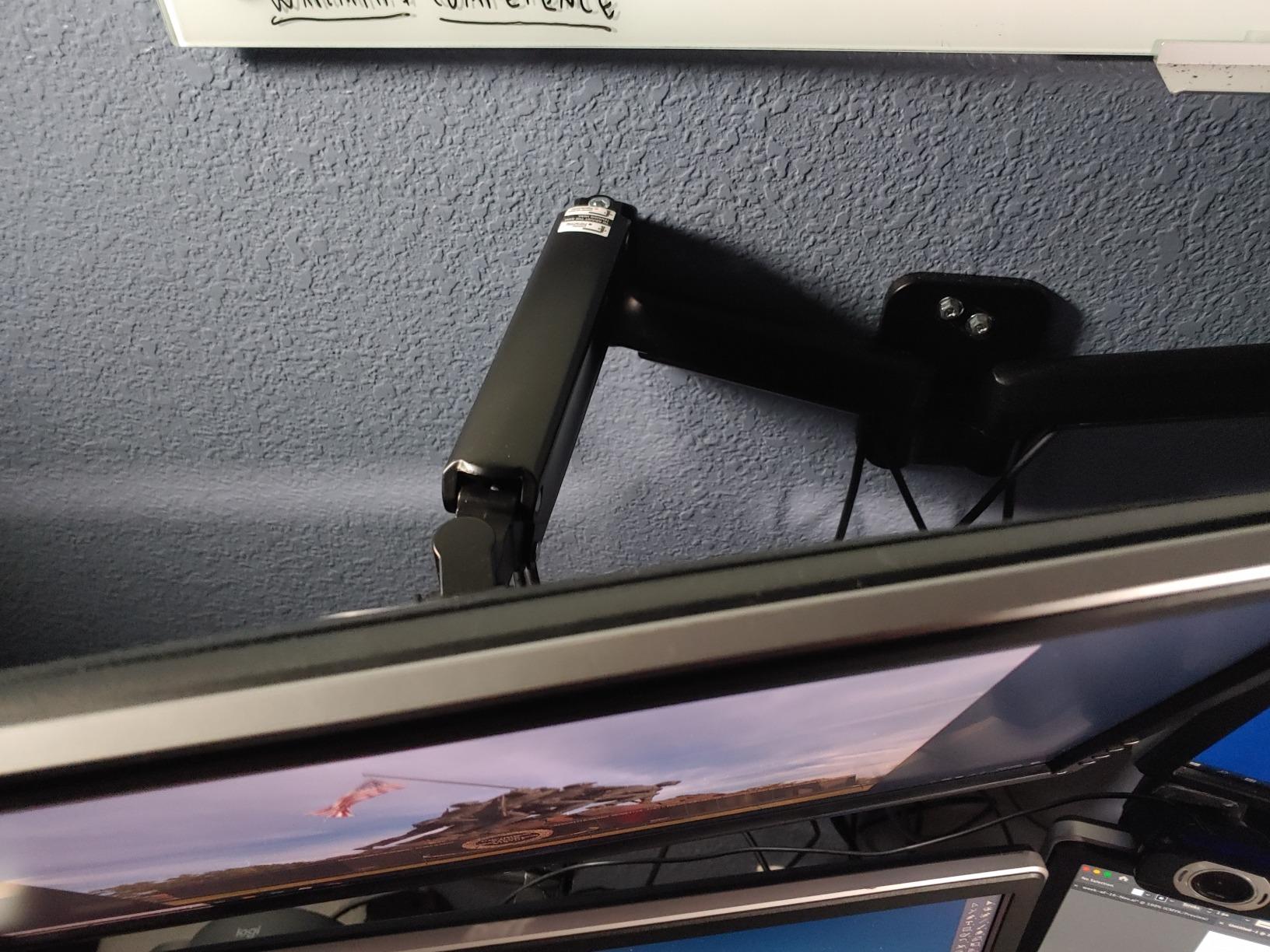 HUANUO Gaming Dual Monitor Wall Mount for 17-32 Inch Computer Screen Mount (4.4-17.6lbs Per Arm) - VESA 75x75/100x100 Height Adjustable Stand for Dual Monitors - Home Office Desk Setup customer photo 2