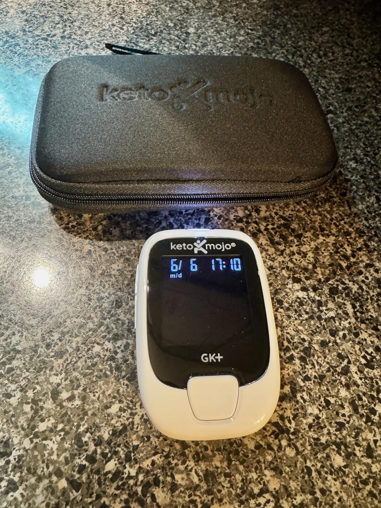 KETO-MOJO GK+ Bluetooth Glucose & Ketone Testing Kit + Free APP for Ketosis & Diabetes Support. 20 Blood Test Strips (10 Each), Meter, 20 Lancets, Lancing Device, and Control Solutions customer photo 1