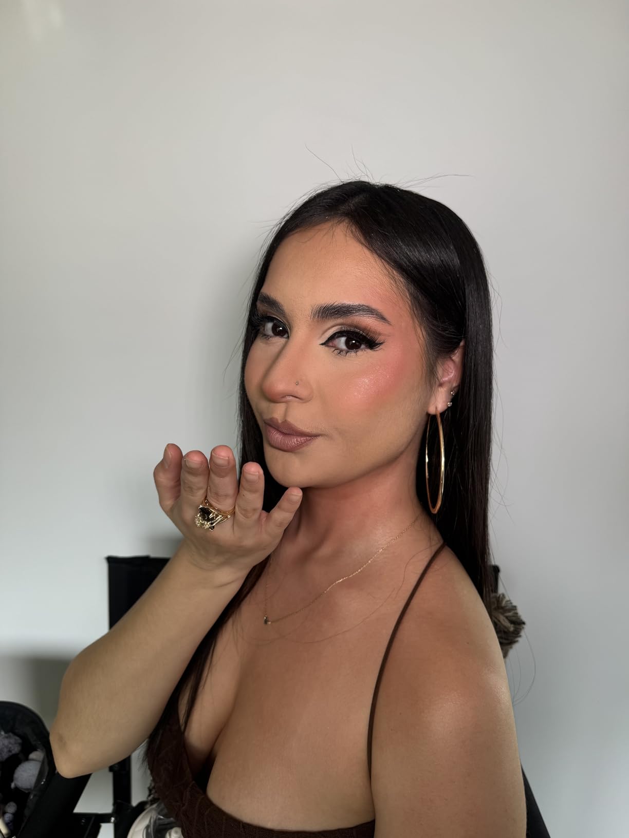 【Wider Style】 RAUBAY 78.7 x 82.7in Large Collapsible Green Screen Backdrop Portable Retractable Chroma Key Panel Photo Background with Stand for Video Conference, Photographic Studio, Streaming customer photo 2