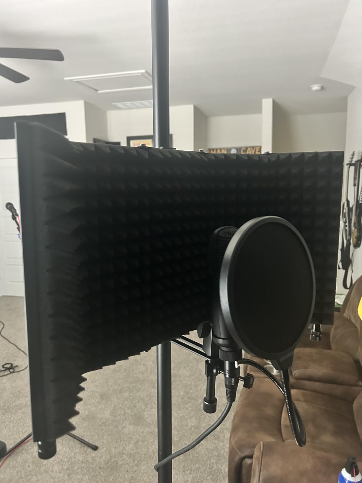 Aokeo Microphone Isolation Shield, Foldable Mic Shield with Triple Sound Insulation, Reflection Filter with 3/8