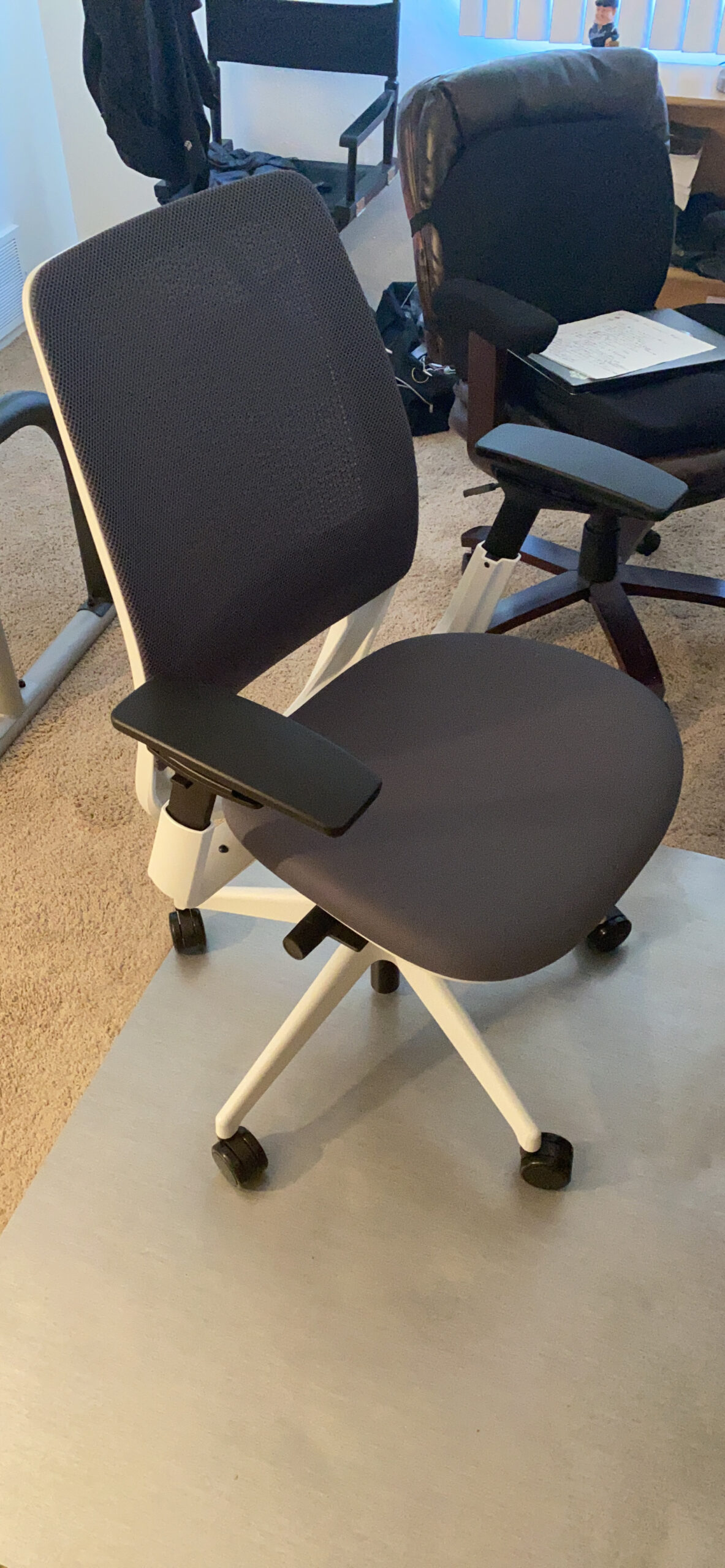 Steelcase Series 2 Office Chair - Ergonomic Work Chair with Back Support & Weight-Activated Adjustment - Graphite customer photo 1